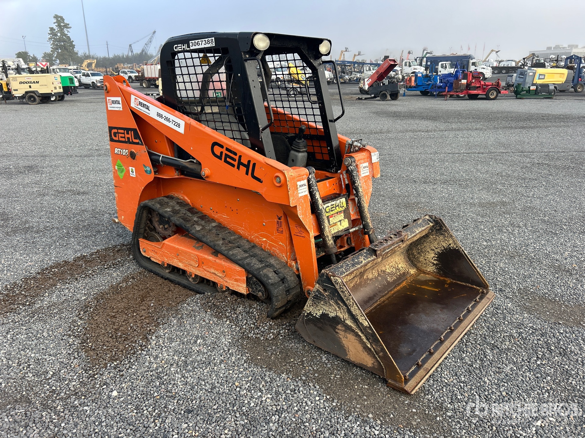 General Appearance with Picture, Right Front Corner