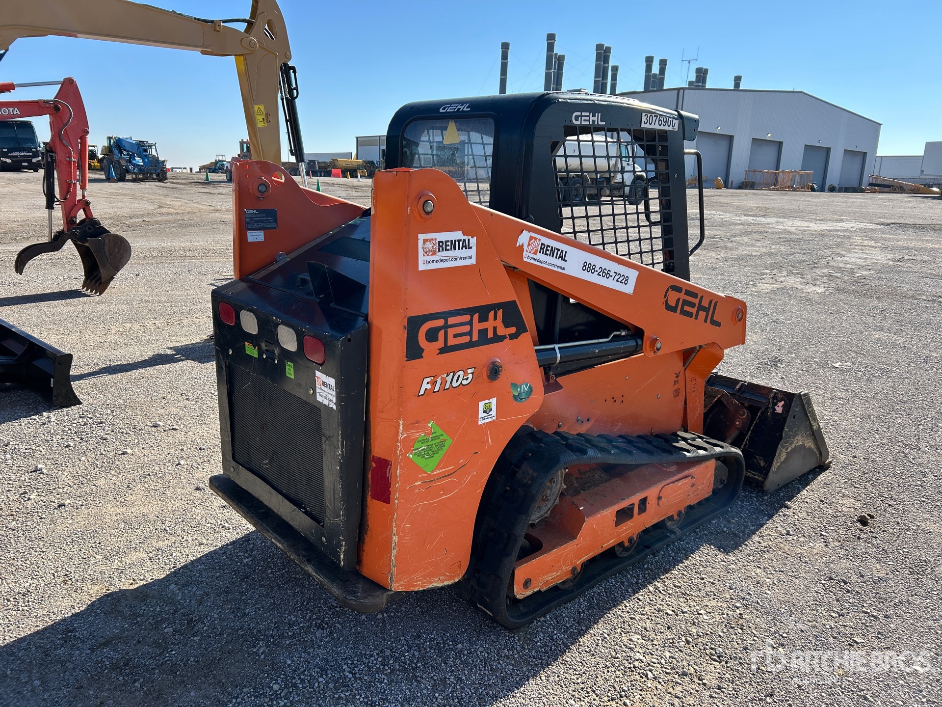 General Appearance with Picture, Right Rear Corner