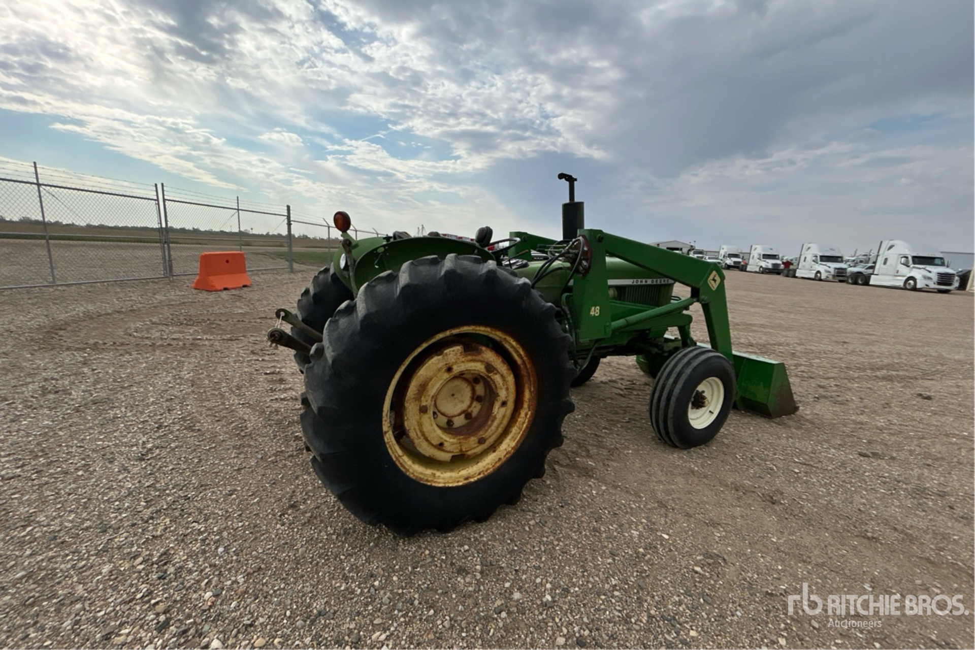 General Appearance with Picture, Right Rear Corner
