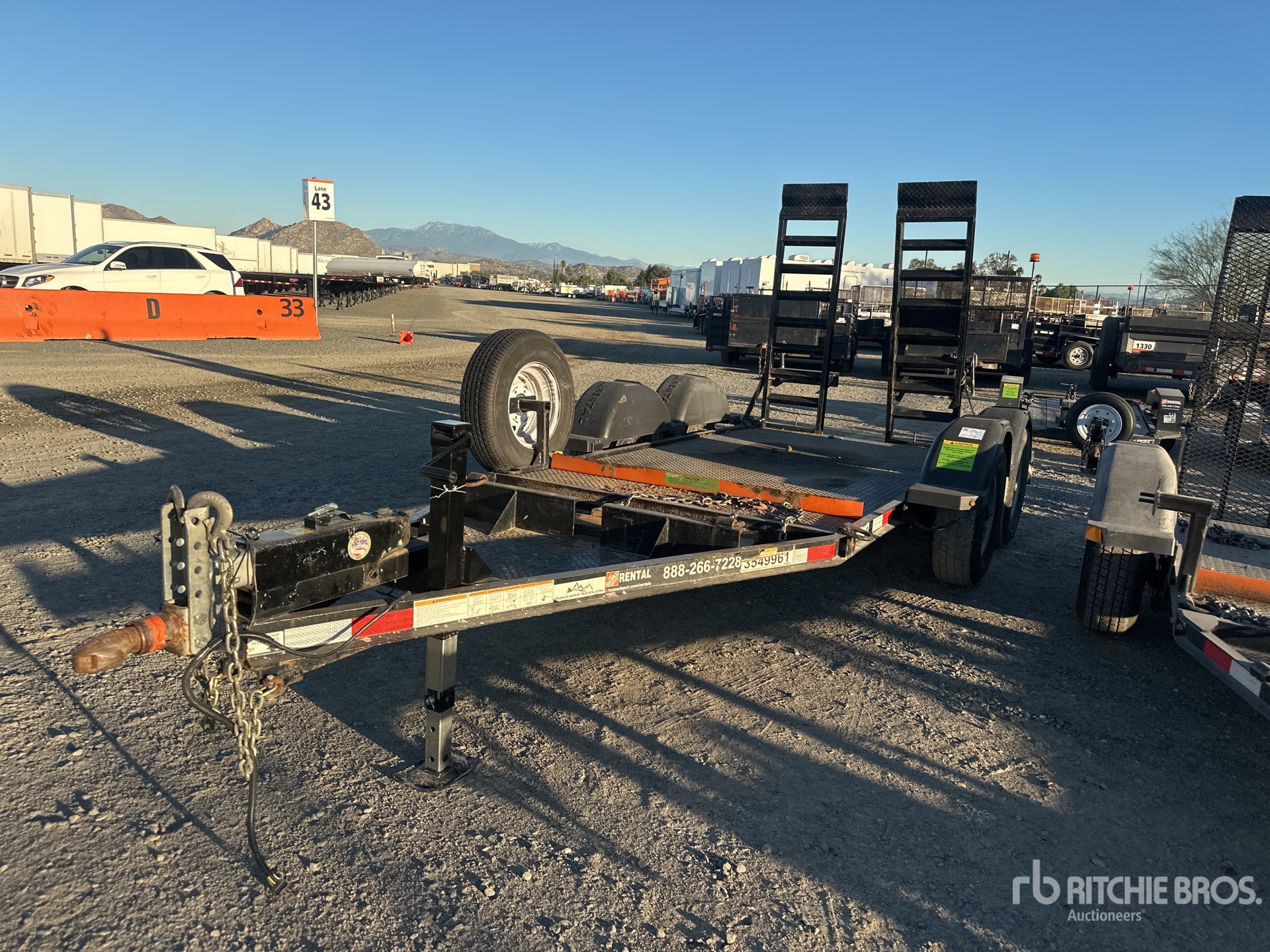 General Appearance with Picture, Left Front Corner