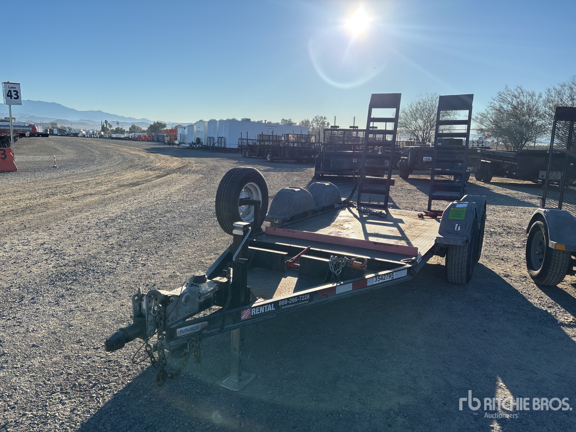 General Appearance with Picture, Left Front Corner