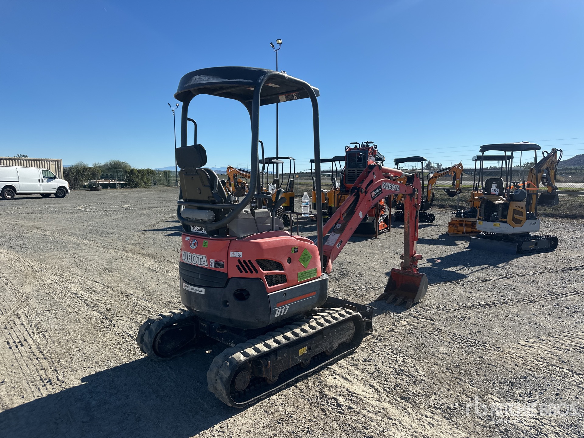 General Appearance with Picture, Right Rear Corner