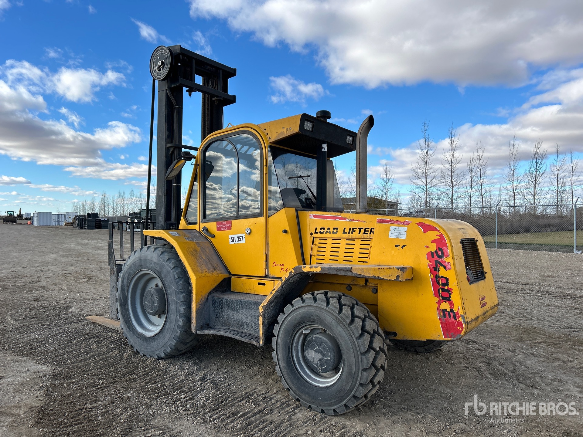 Aspect général with Image, coin arrière gauche