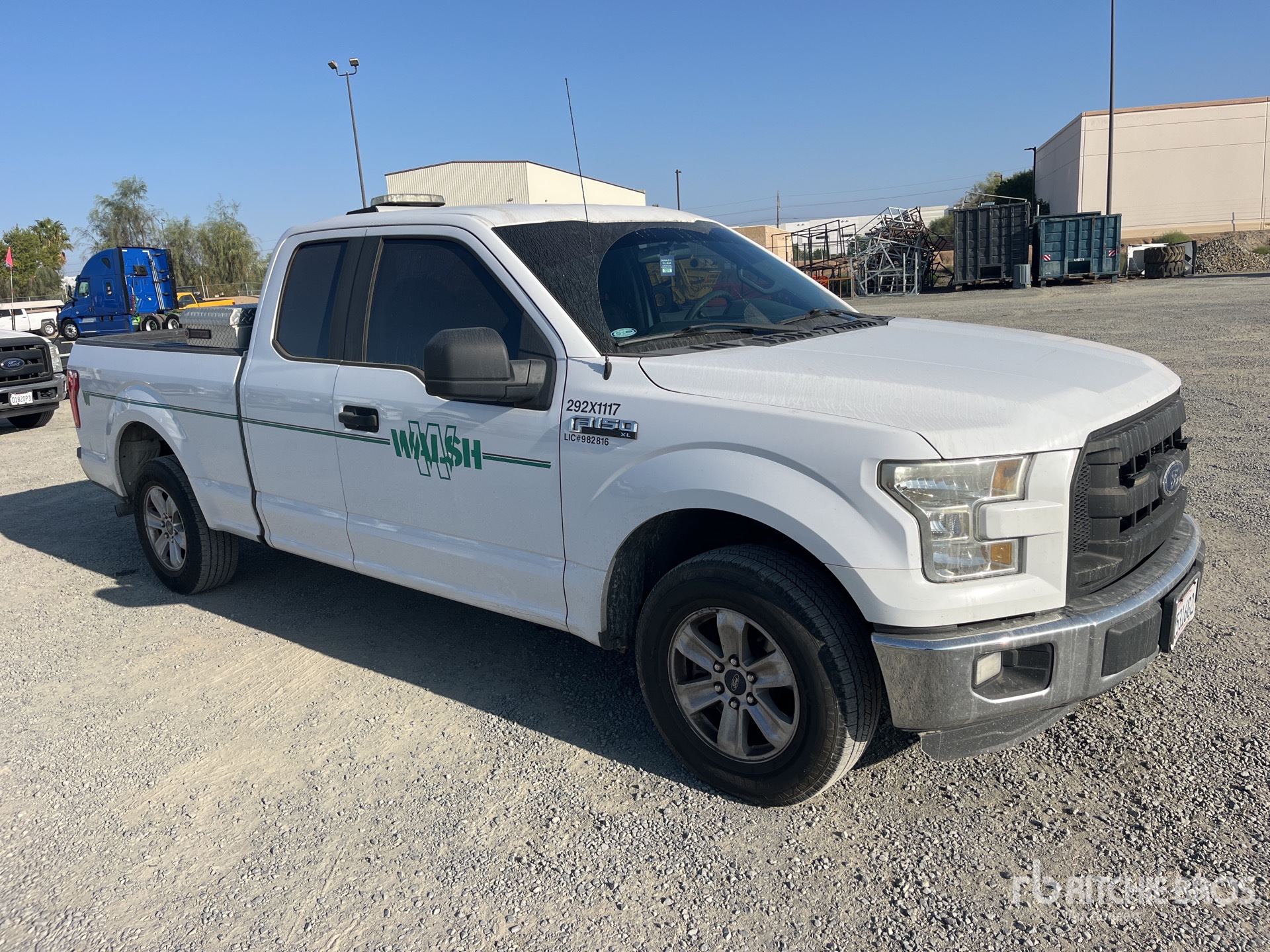 General Appearance with Picture, Right Front Corner