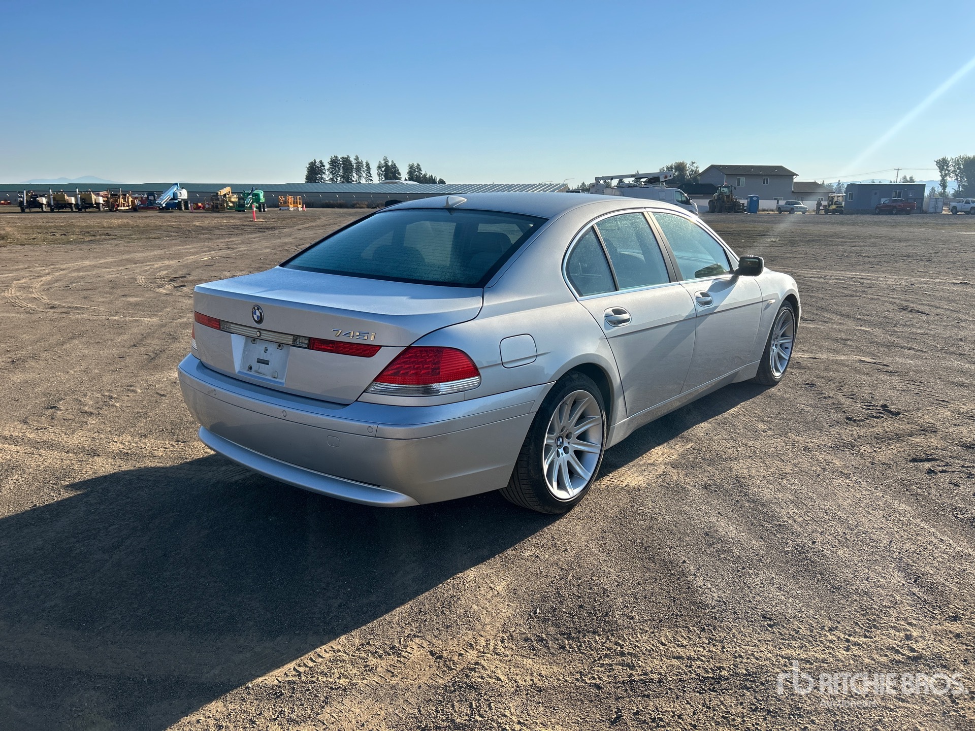 General Appearance with Picture, Right Rear Corner