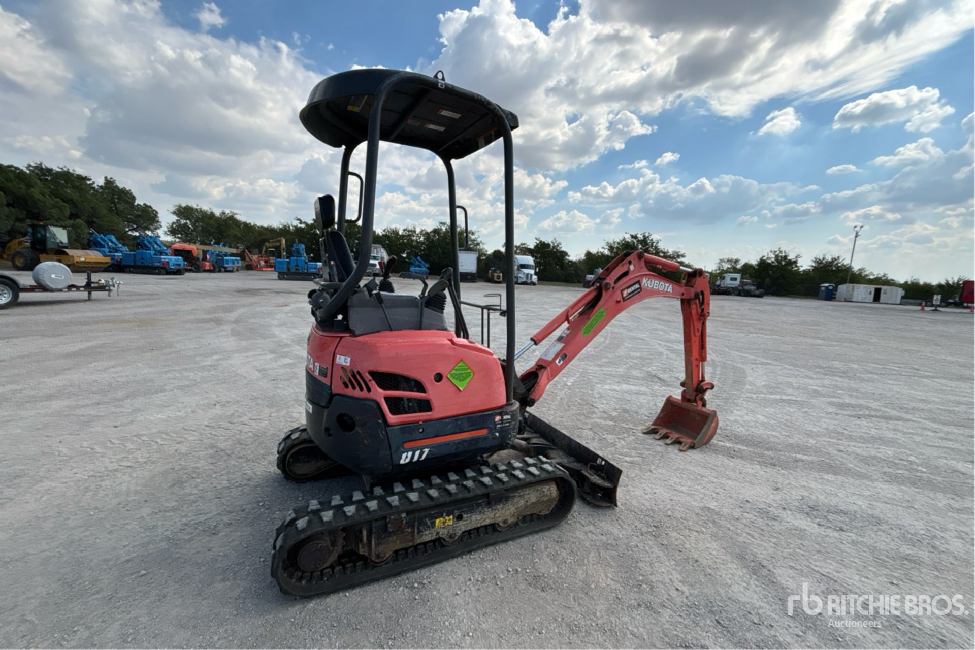 General Appearance with Picture, Right Rear Corner