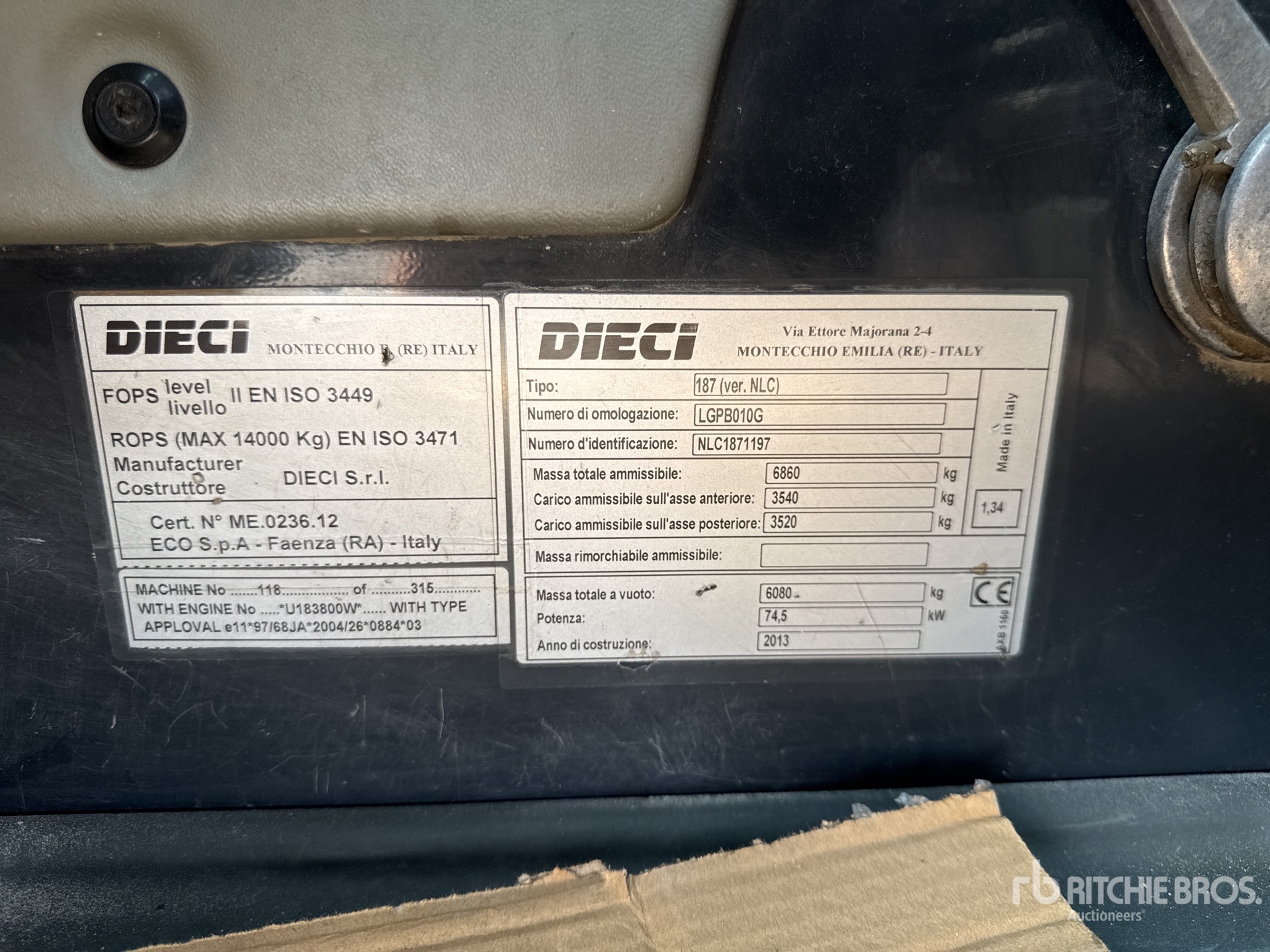 Aspect général with Numéro de série/Numéro d'identification du véhicule automobile