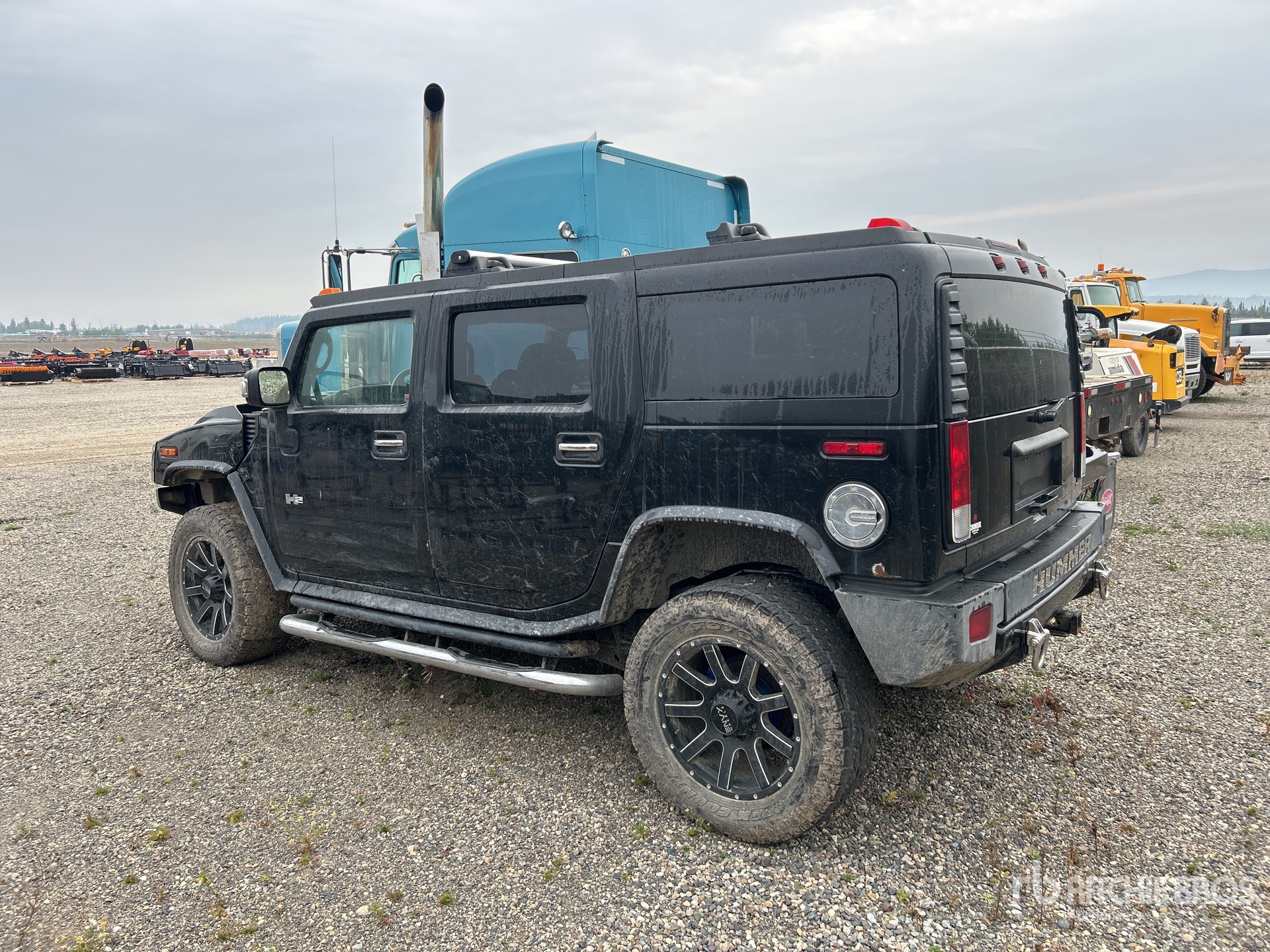 General Appearance with Picture, Left Rear Corner