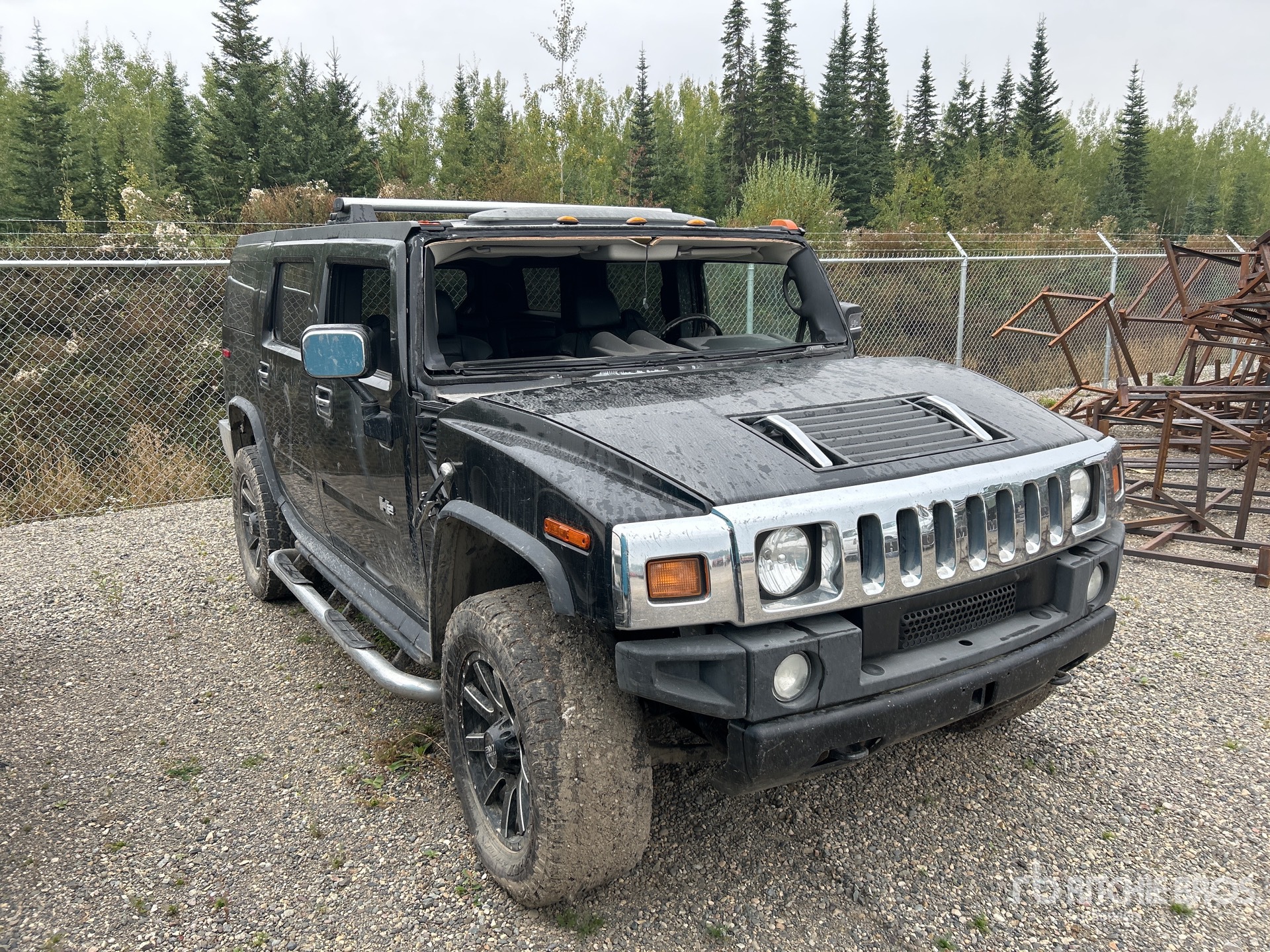 General Appearance with Picture, Right Front Corner