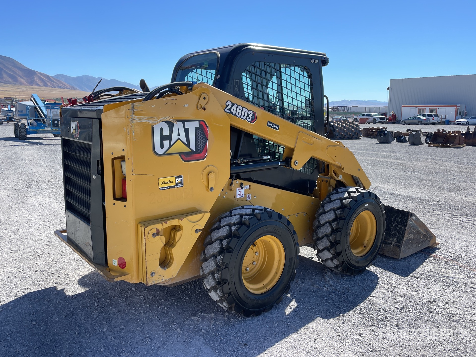 General Appearance with Picture, Right Rear Corner