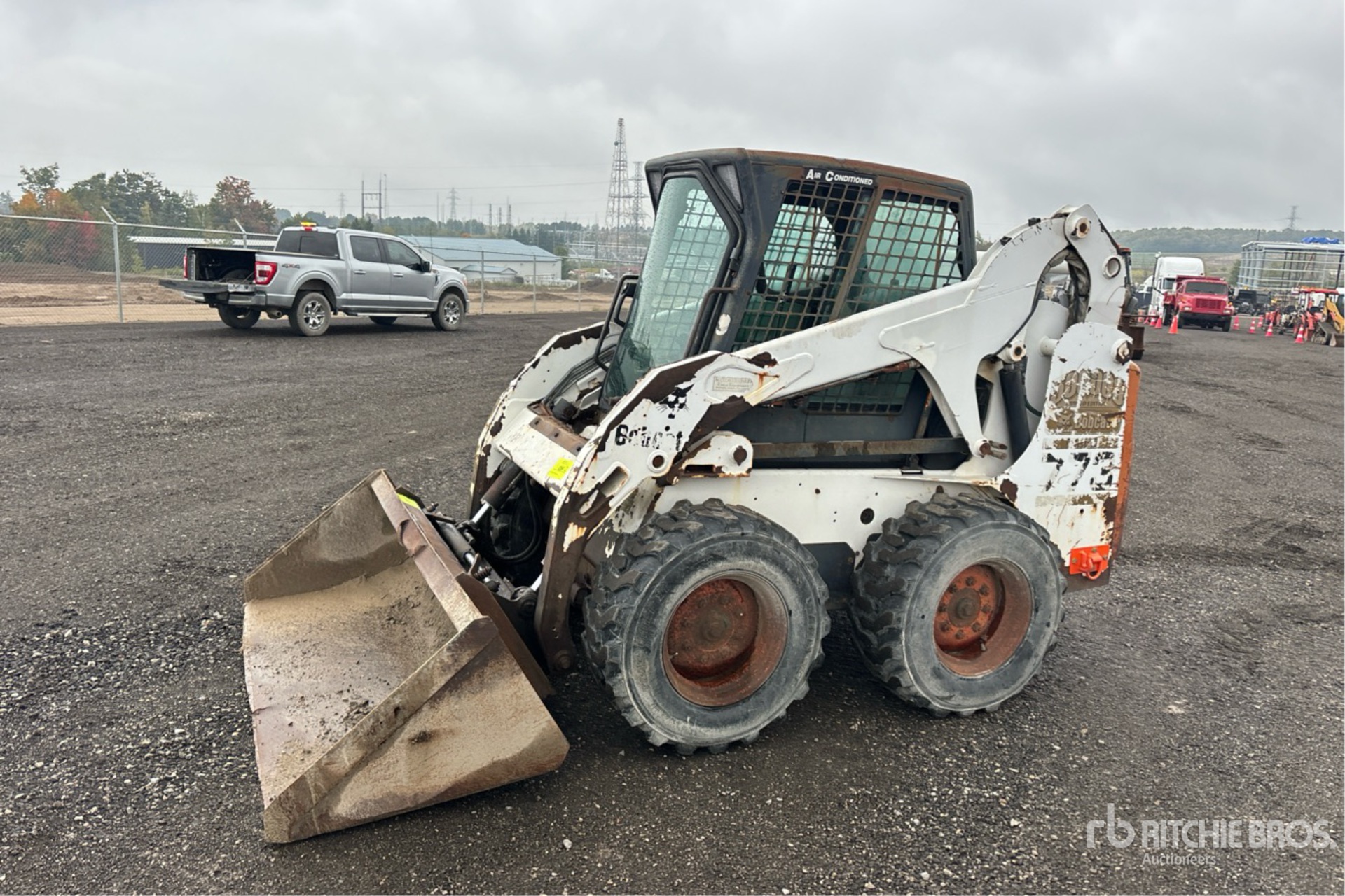 MINI CARGADOR SOBRE RUEDAS 2001 BOBCAT LOADER