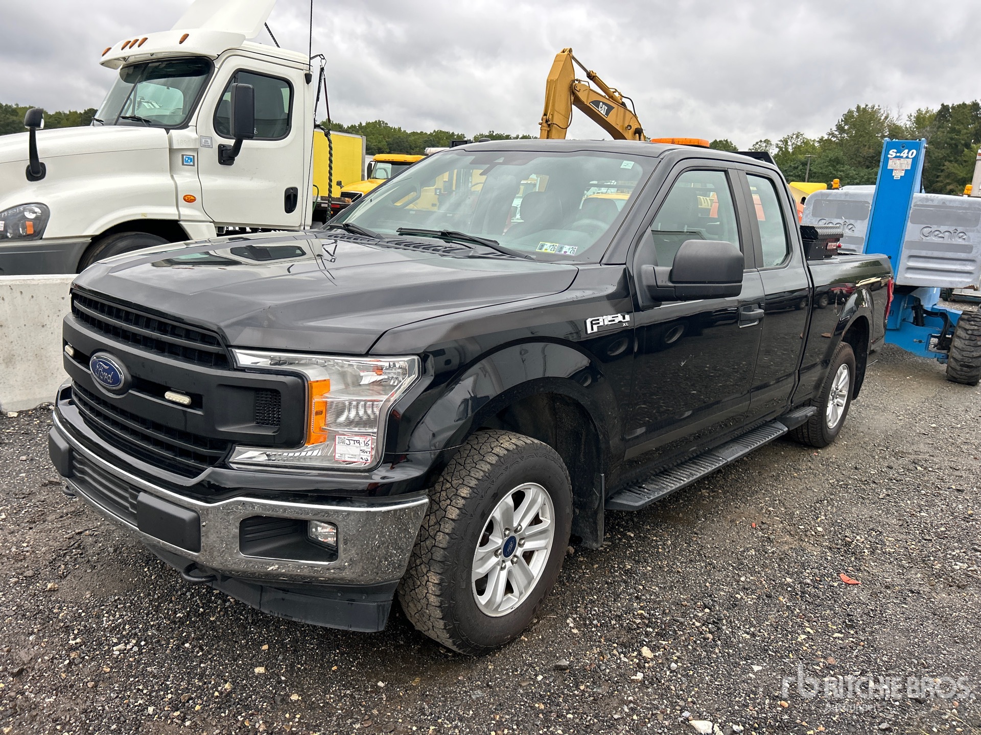 General Appearance with Picture, Left Front Corner