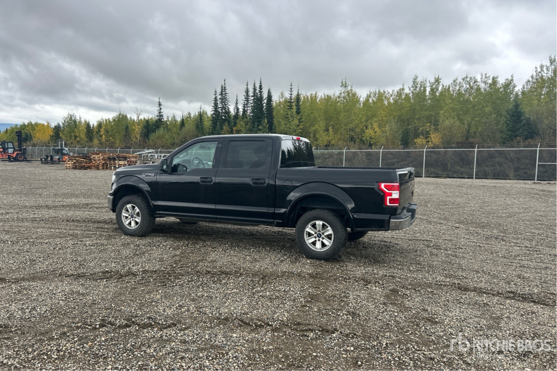 General Appearance with Picture, Left Rear Corner