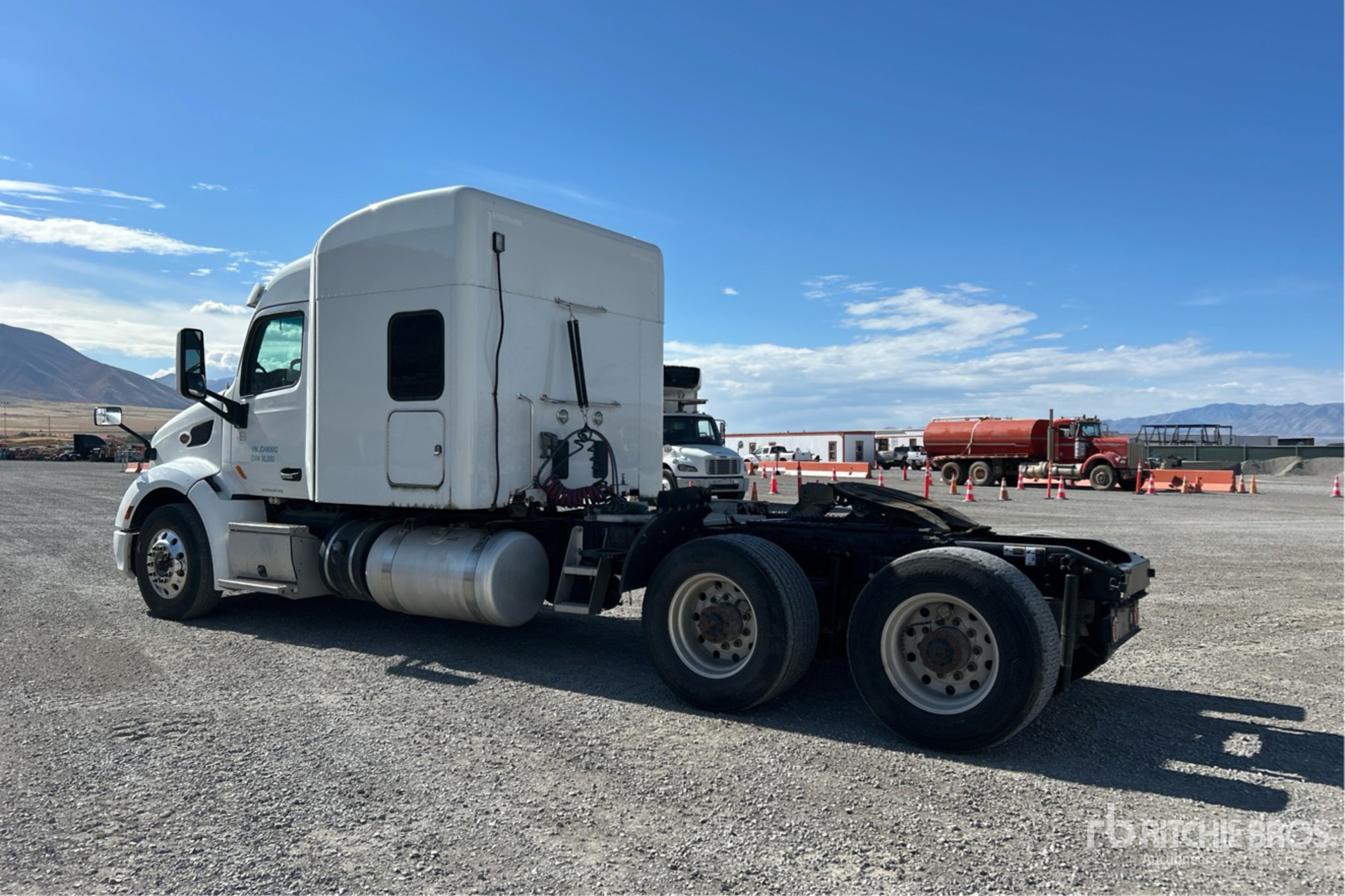 General Appearance with Picture, Left Rear Corner