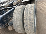4 Underbody - Truck with 