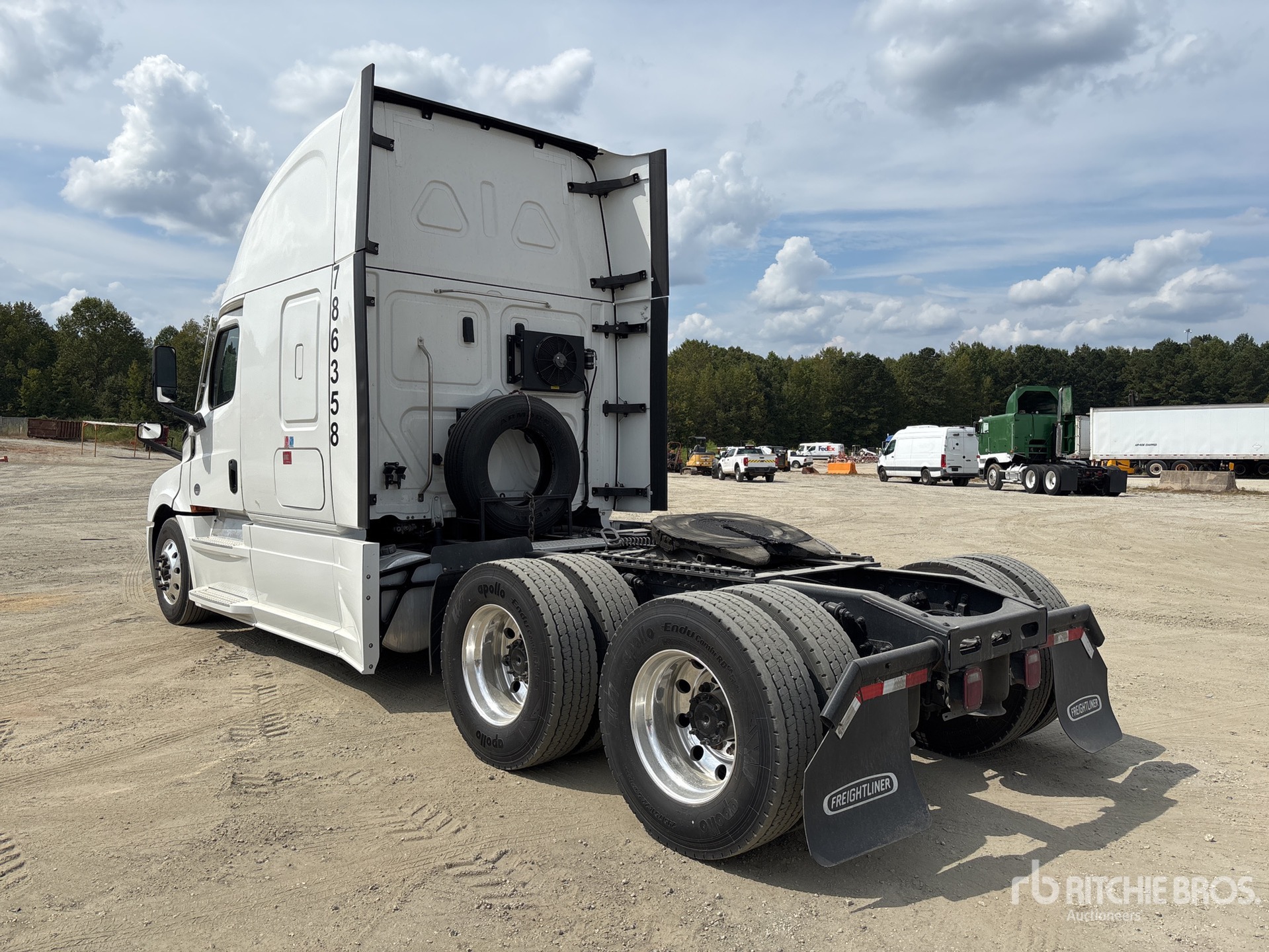 General Appearance with Picture, Left Rear Corner
