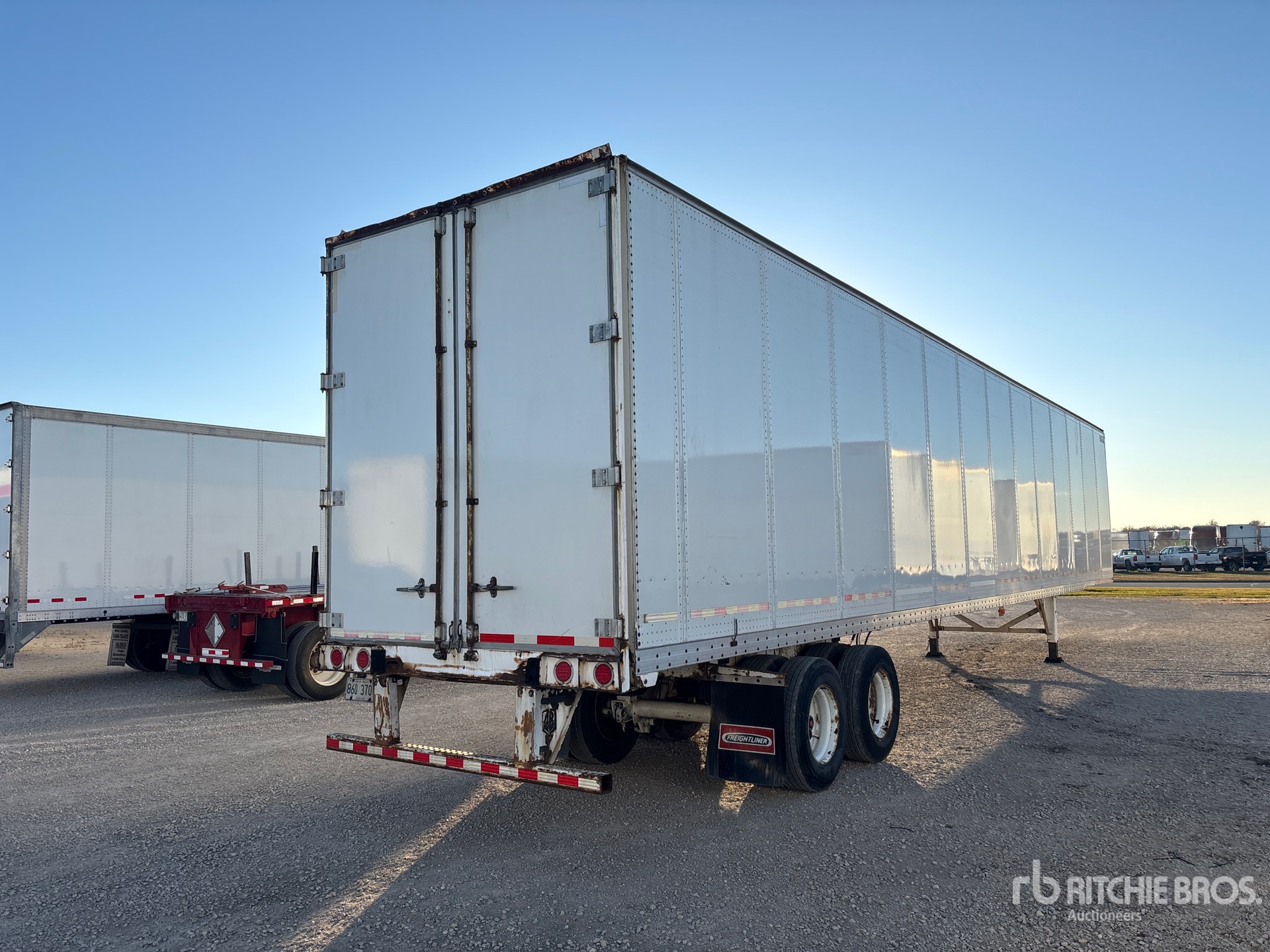 General Appearance with Bild, Ecke hinten rechts