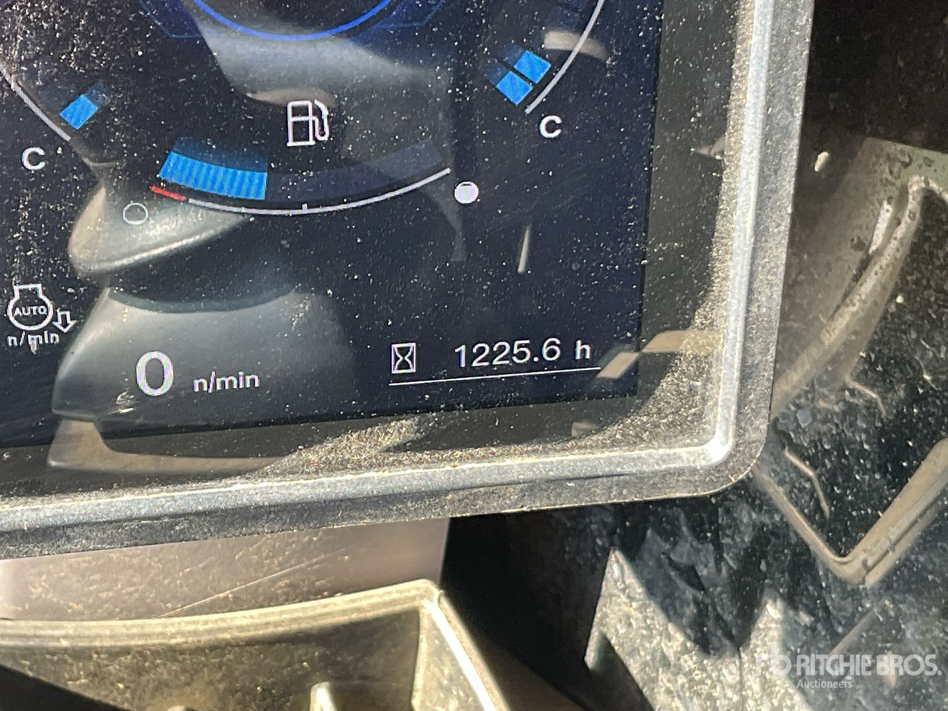 General Appearance with Hour Meter / Odometer
