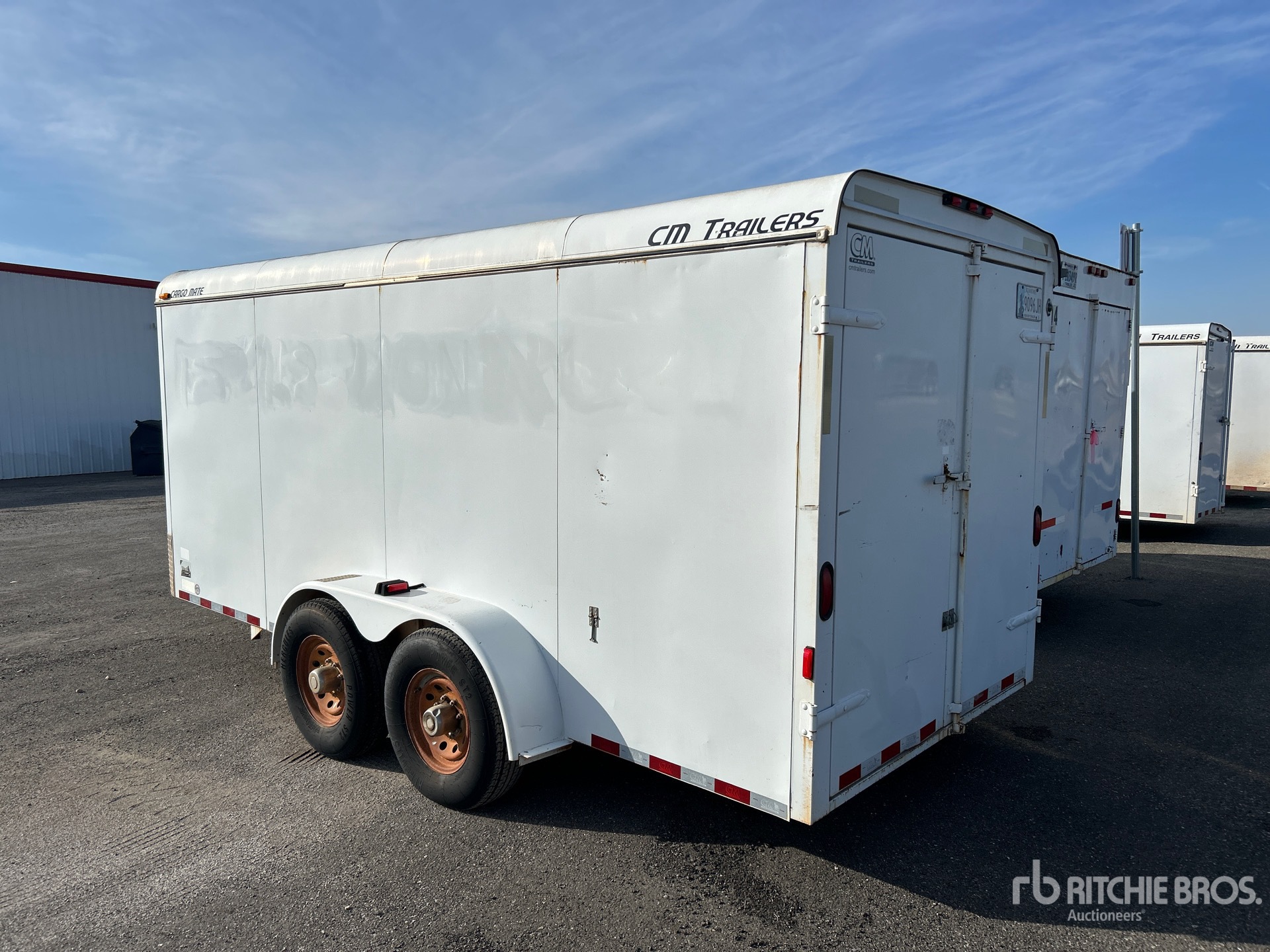 General Appearance with Foto, angolo posteriore sinistro