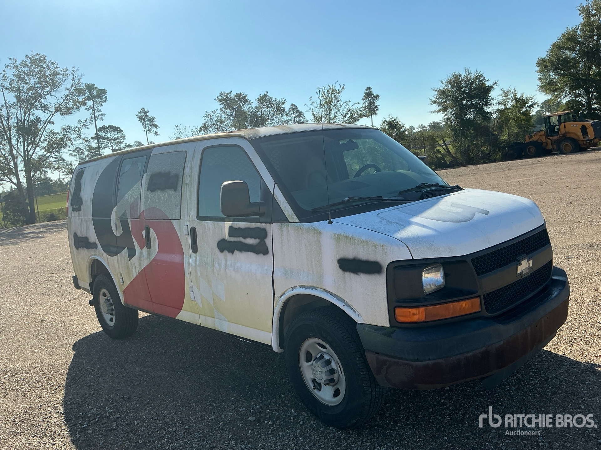 General Appearance with Picture, Right Front Corner