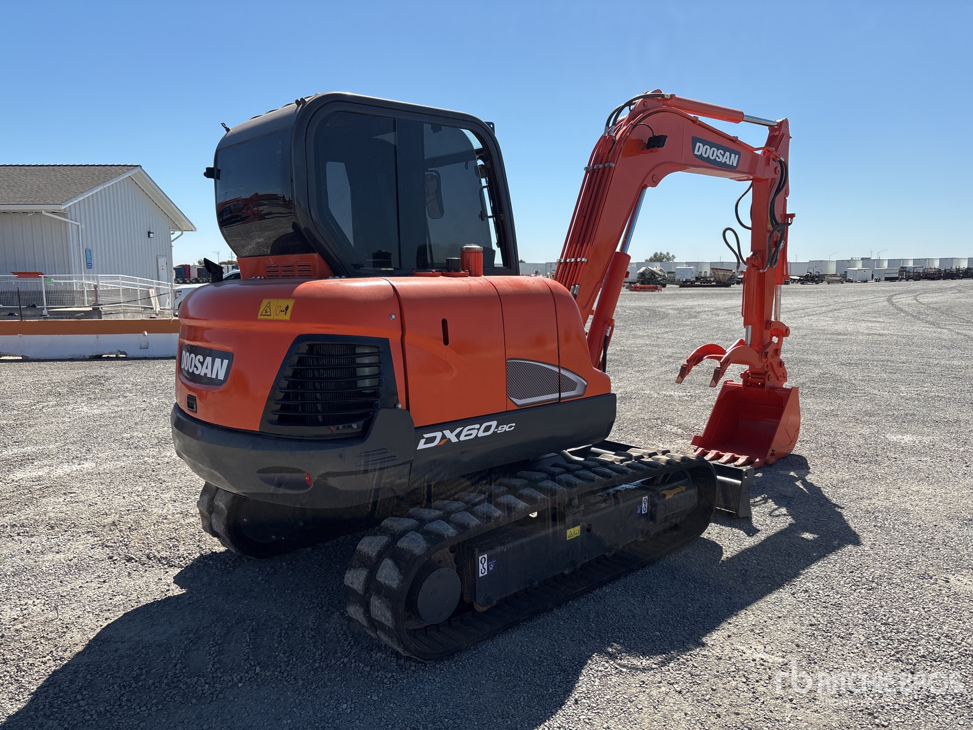 General Appearance with Picture, Right Rear Corner