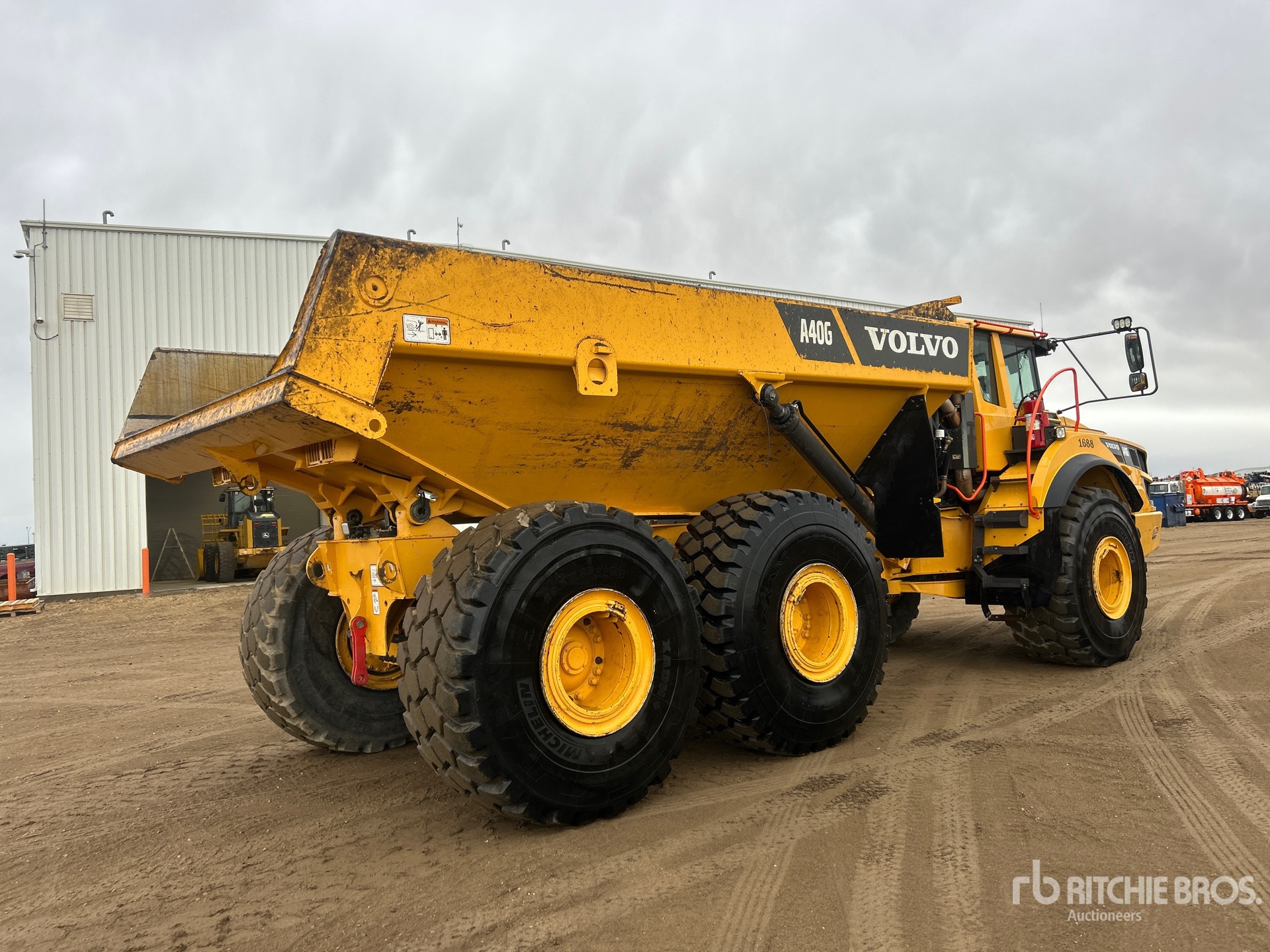 General Appearance with Picture, Right Rear Corner