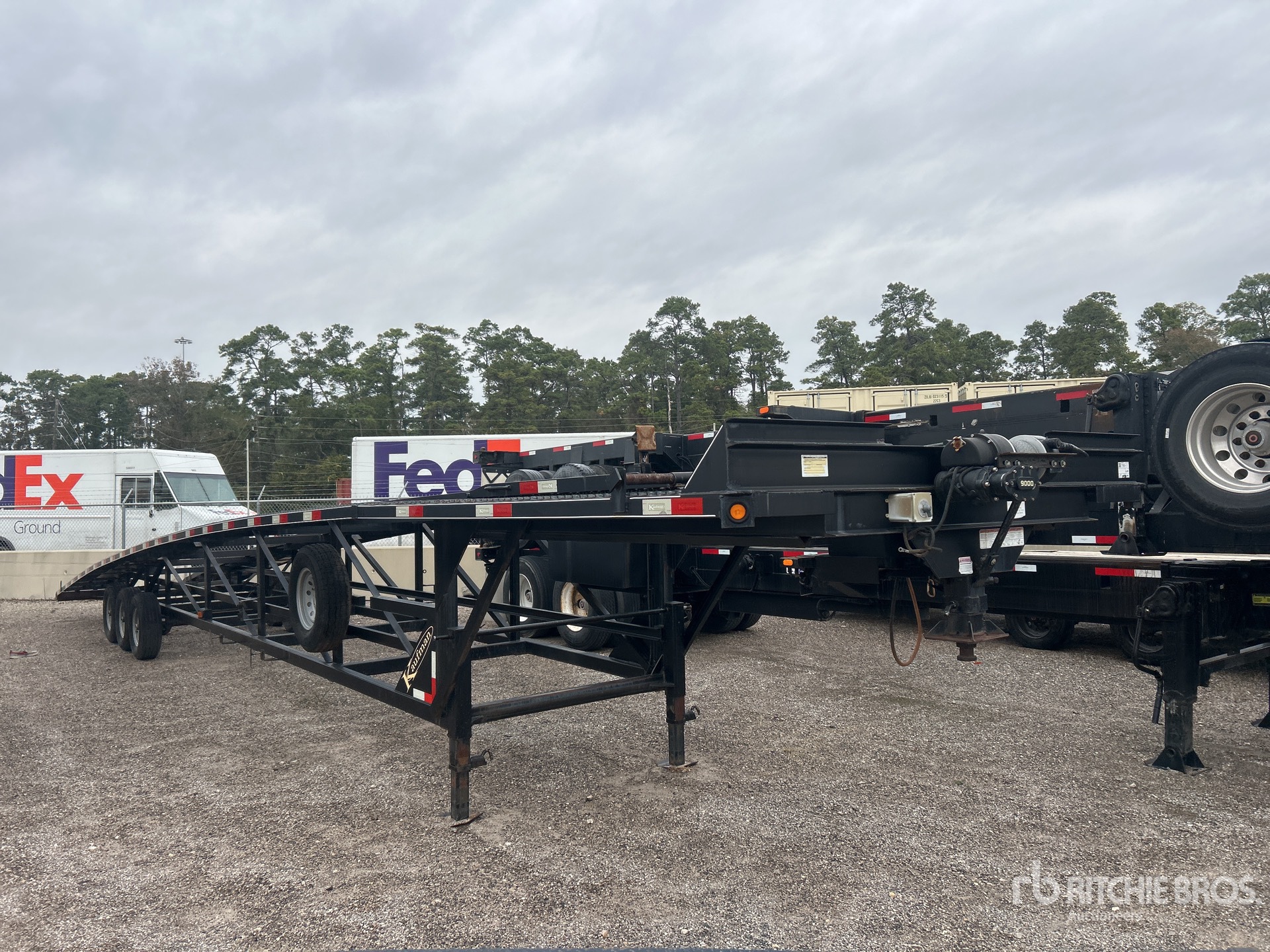 General Appearance with Image, coin avant droit