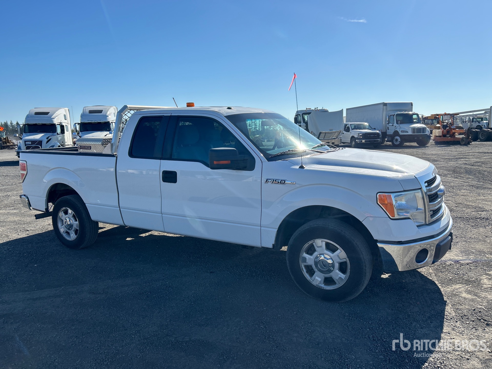 General Appearance with Picture, Right Front Corner