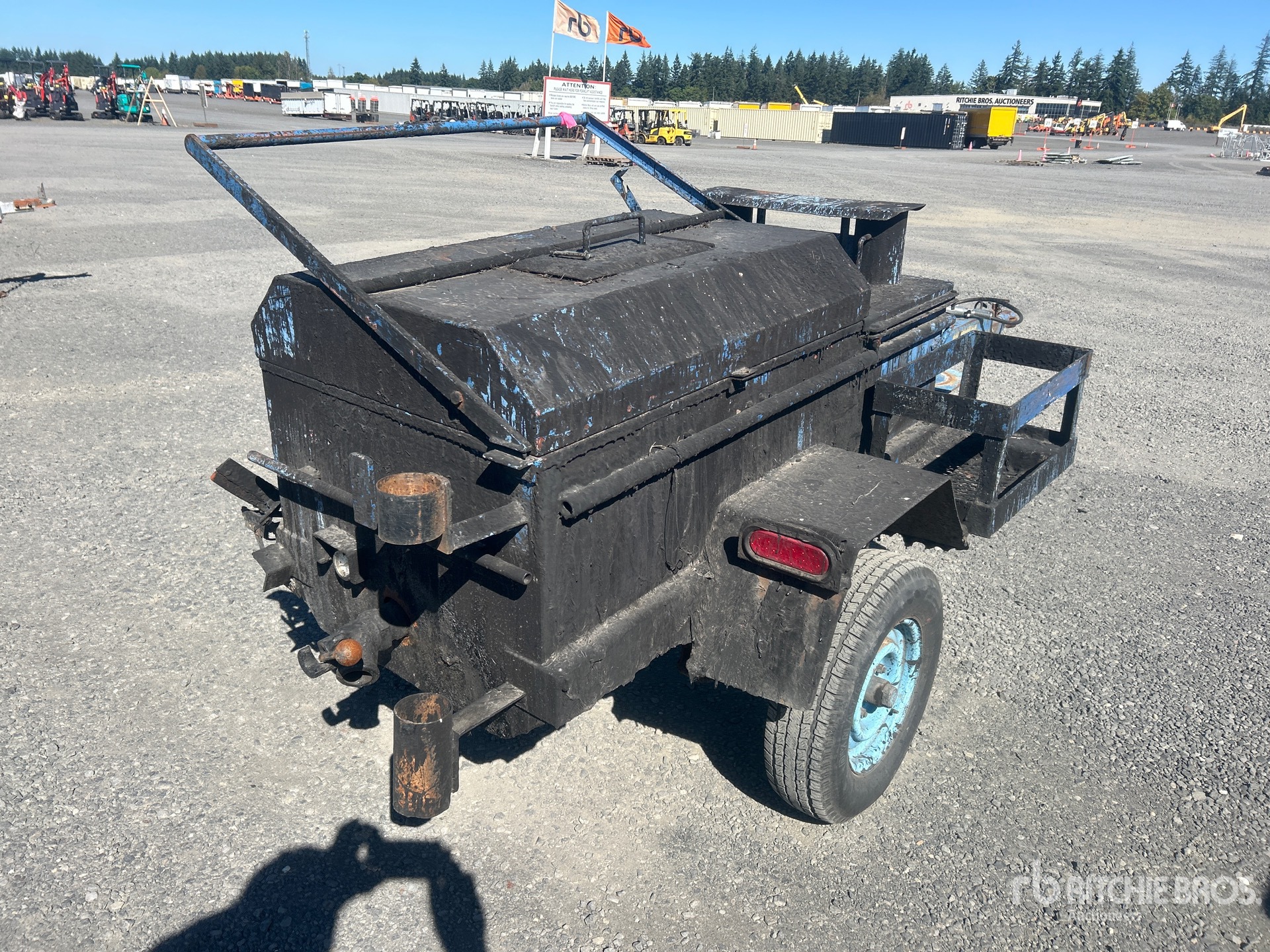 General Appearance with Picture, Right Rear Corner