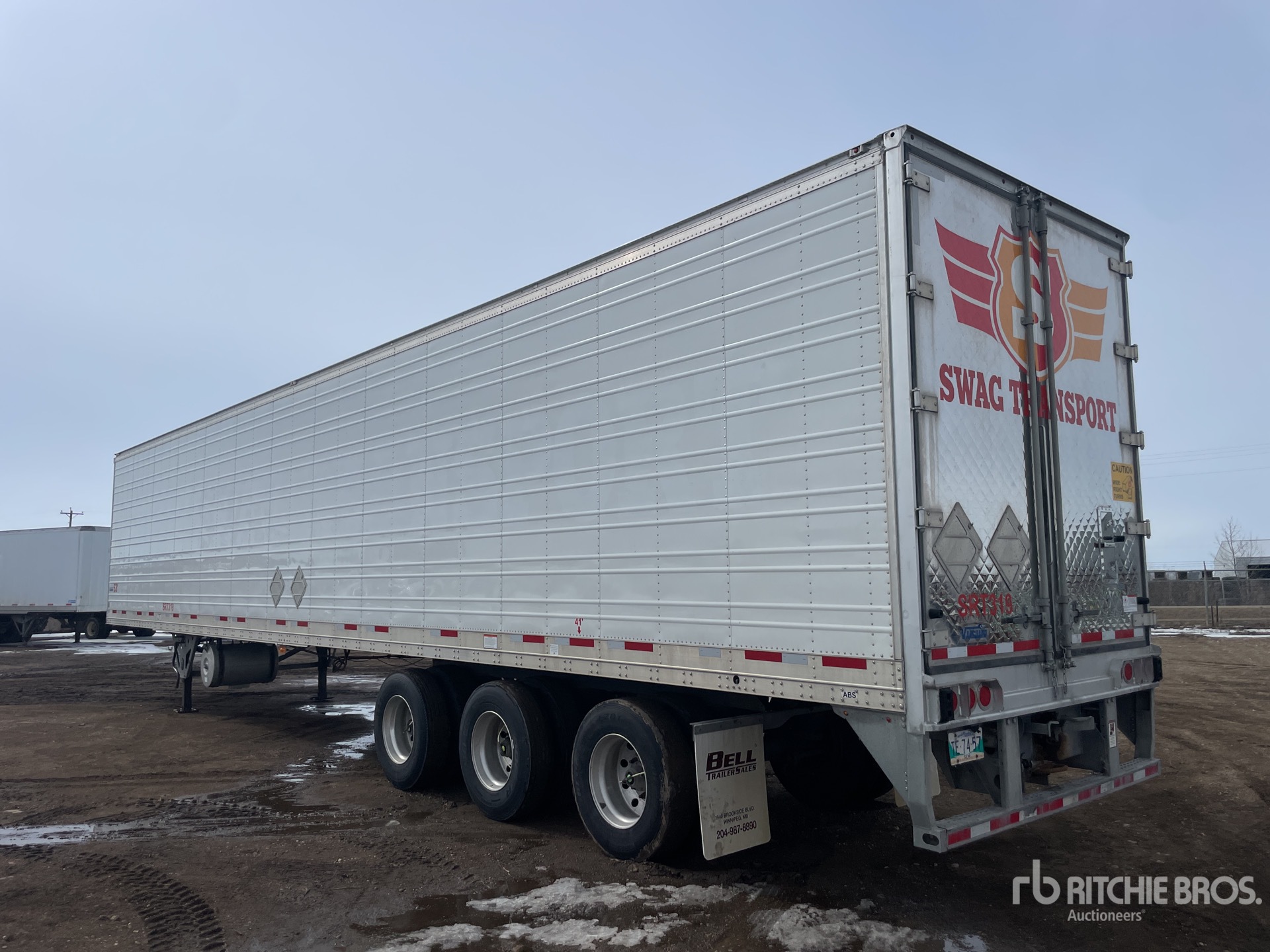 Aspect général with Image, coin arrière gauche