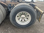 4 Underbody - Truck with 
