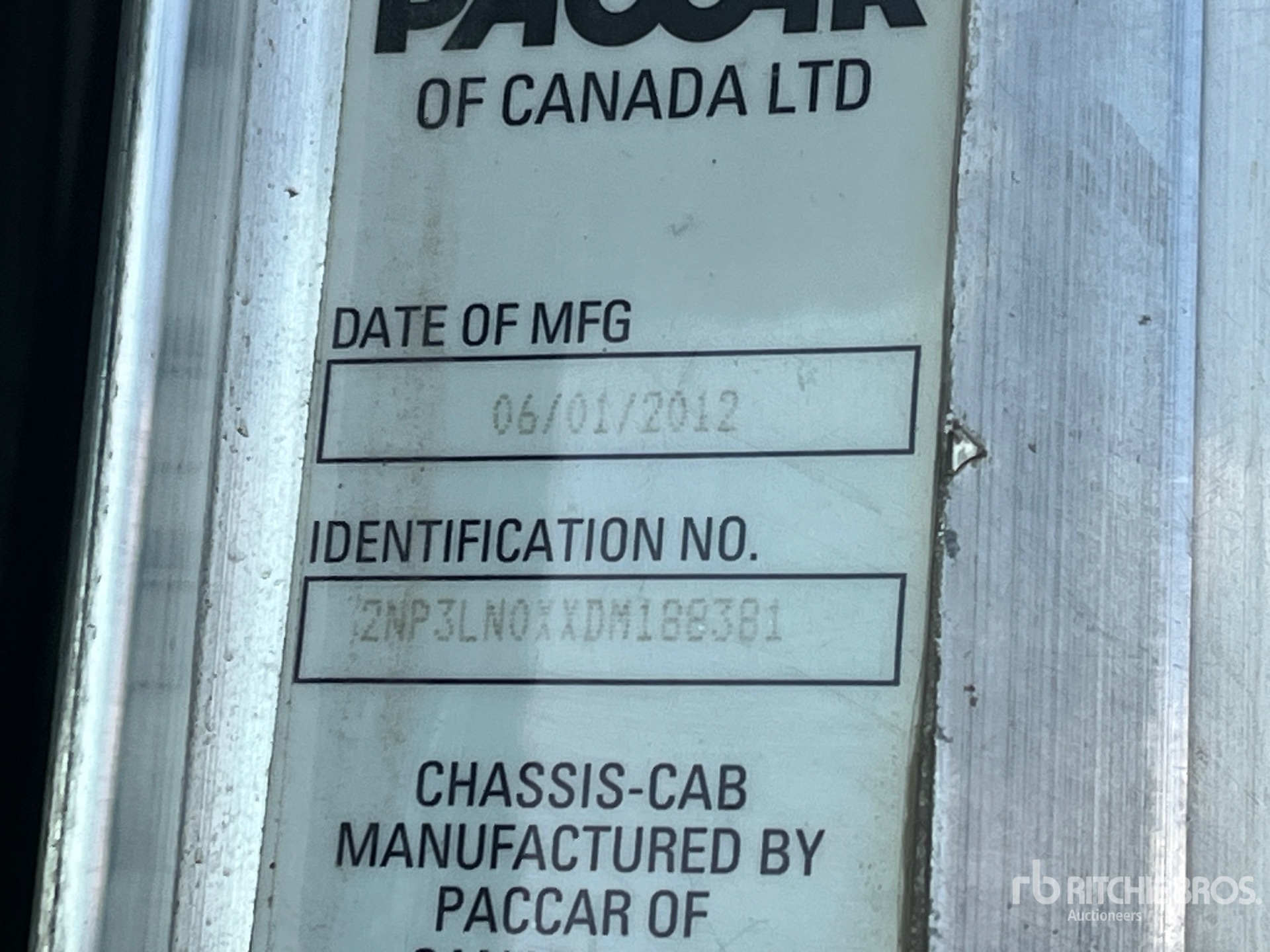 General Appearance with Numéro de série/Numéro d'identification du véhicule automobile