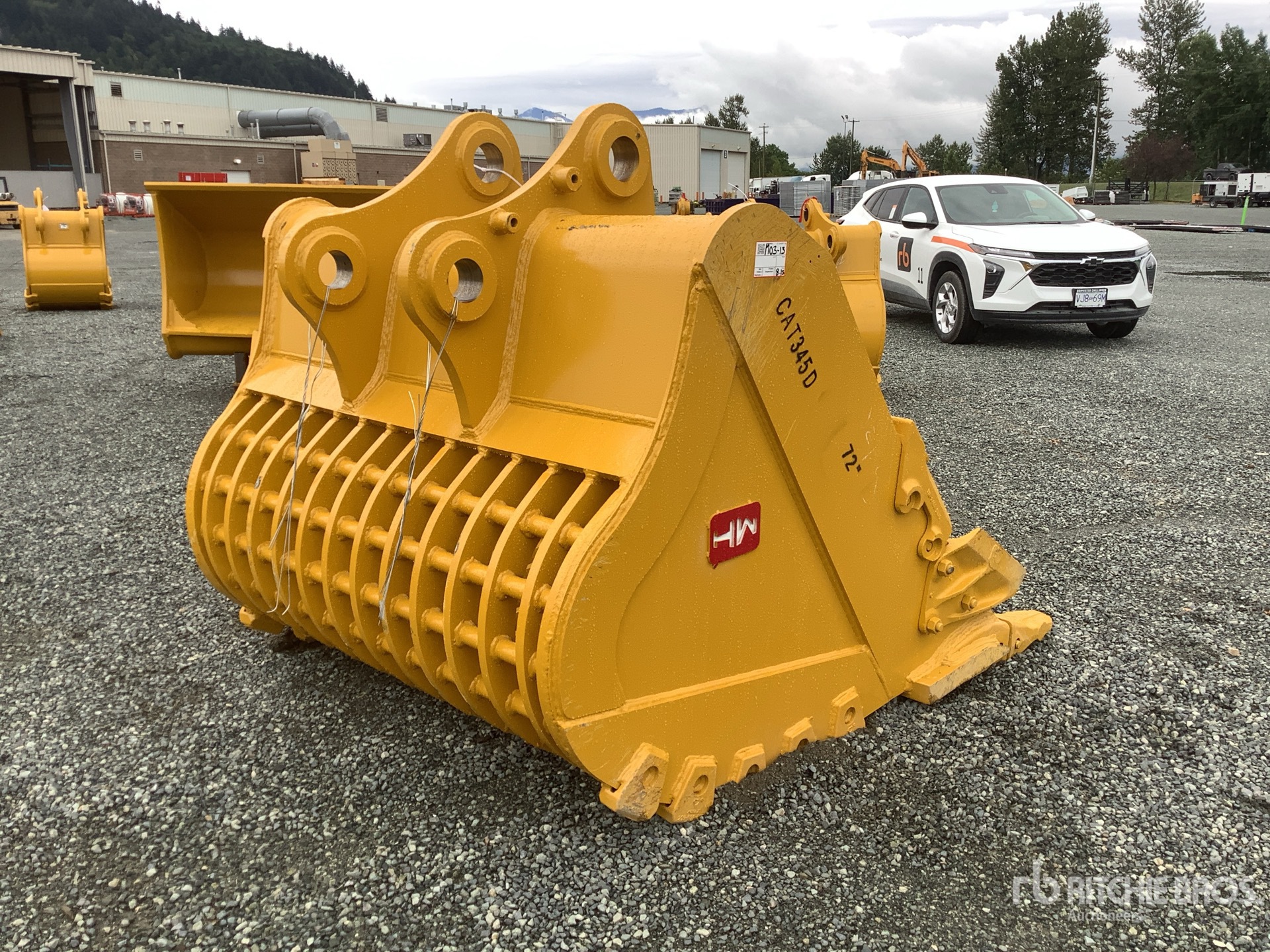 General Appearance with Picture, Right Rear Corner