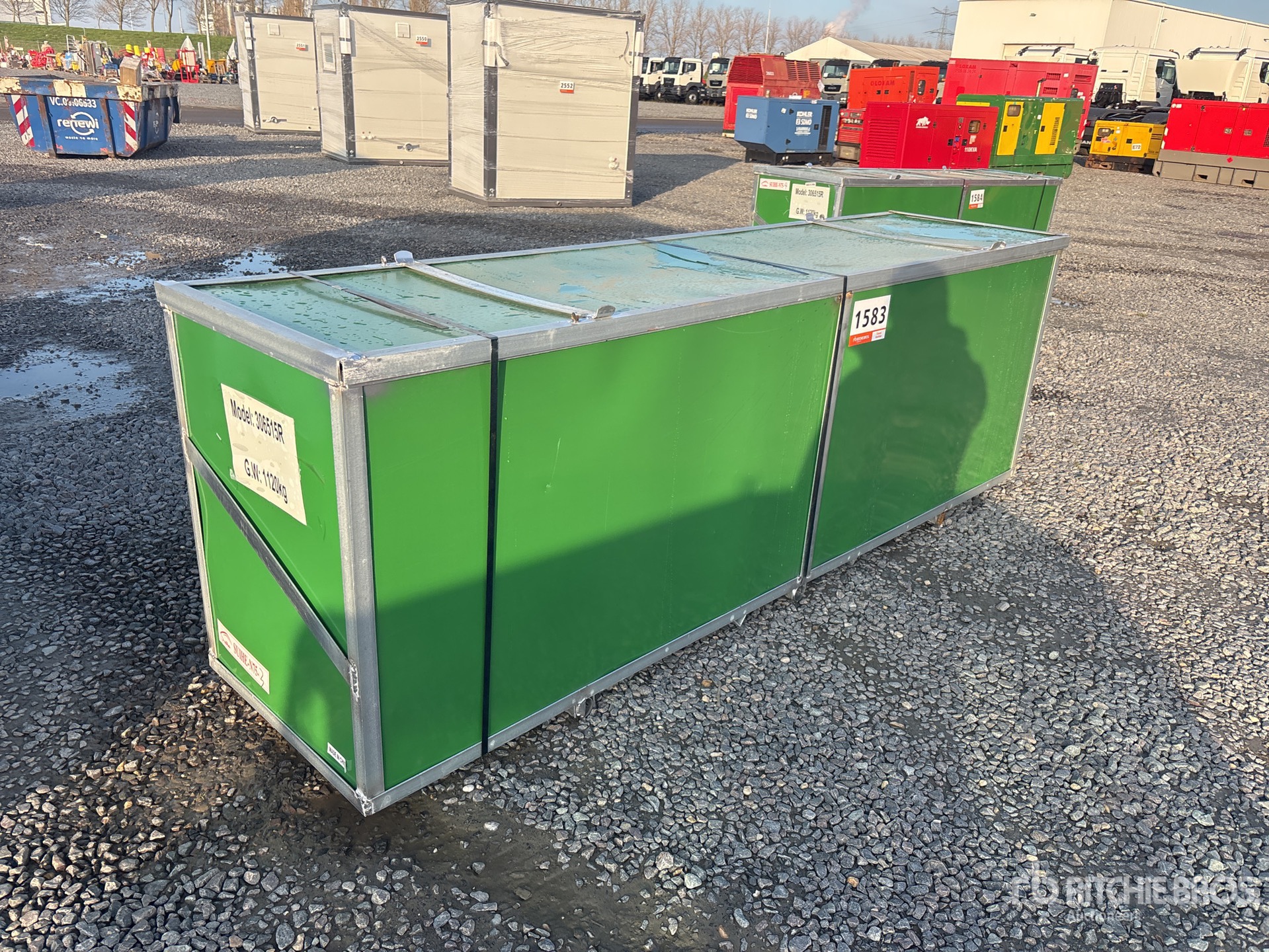 General Appearance with Picture, Left Front Corner