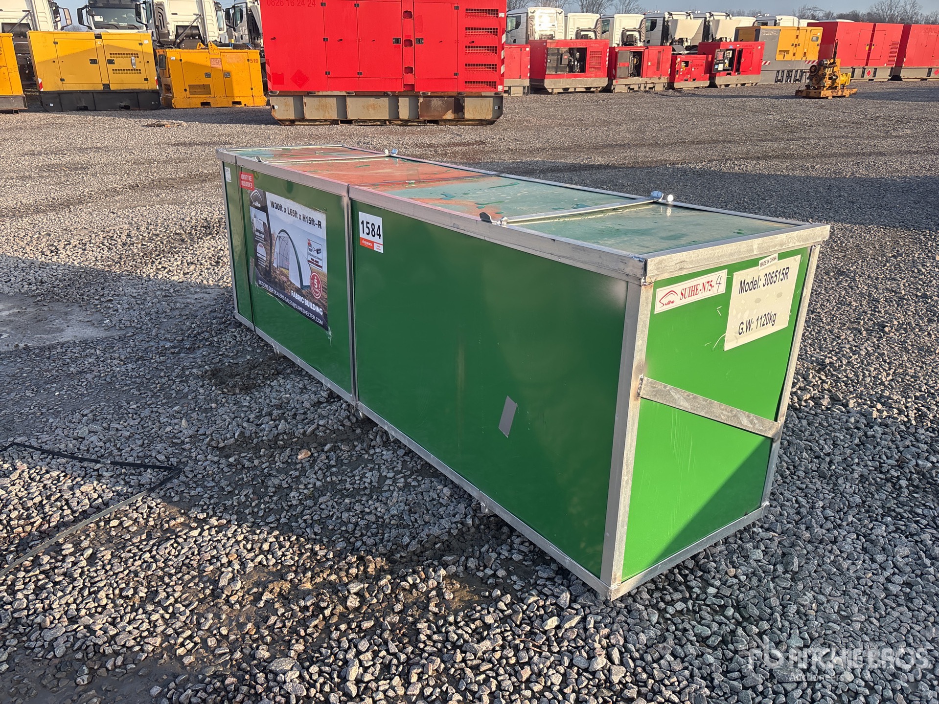 General Appearance with Picture, Right Front Corner