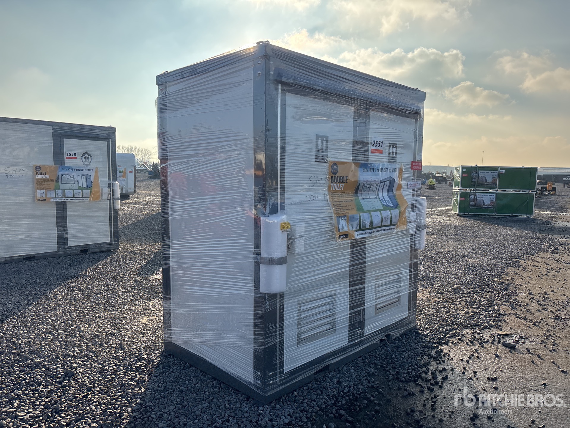 General Appearance with Picture, Left Front Corner