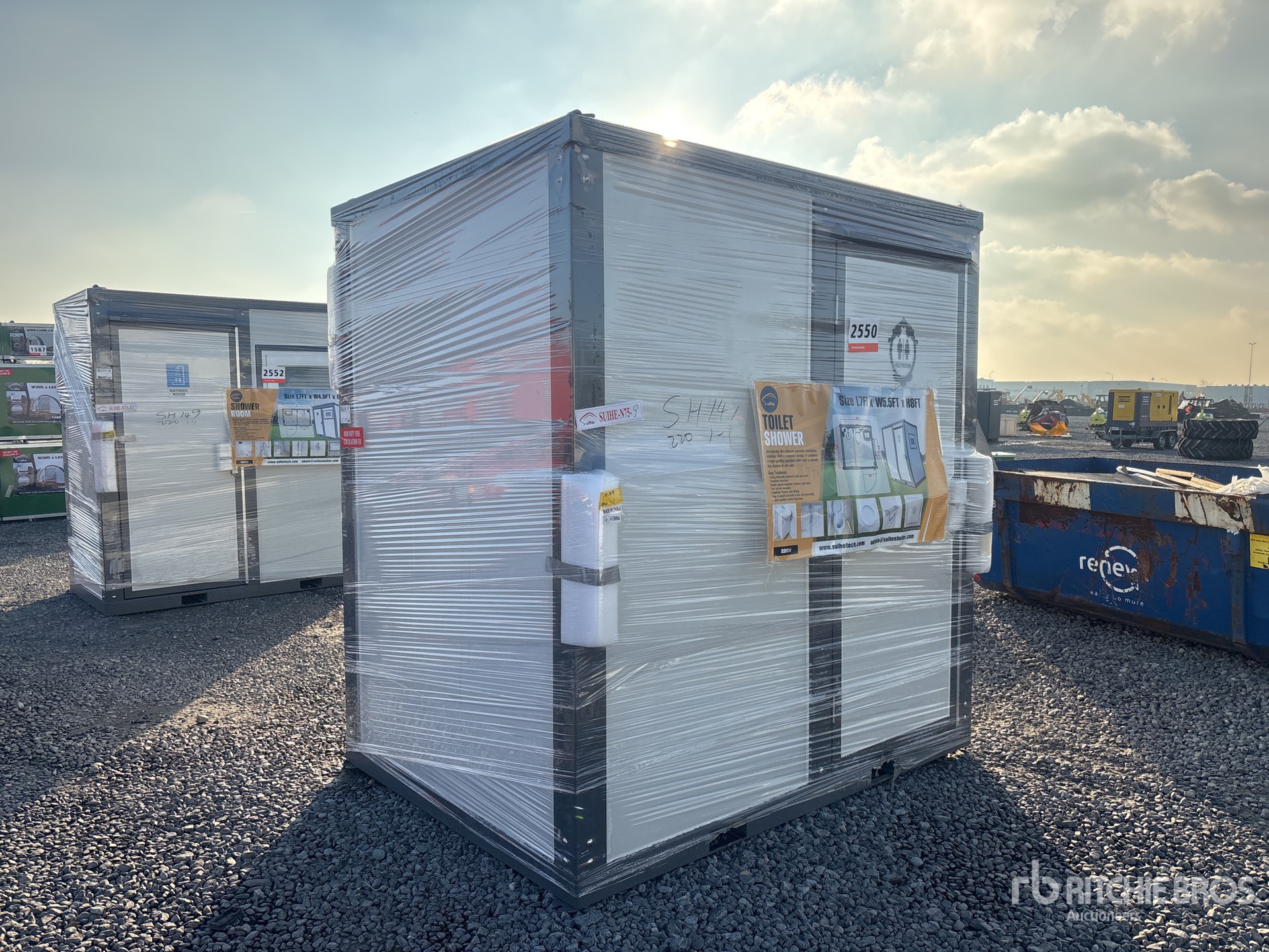 General Appearance with Picture, Left Front Corner