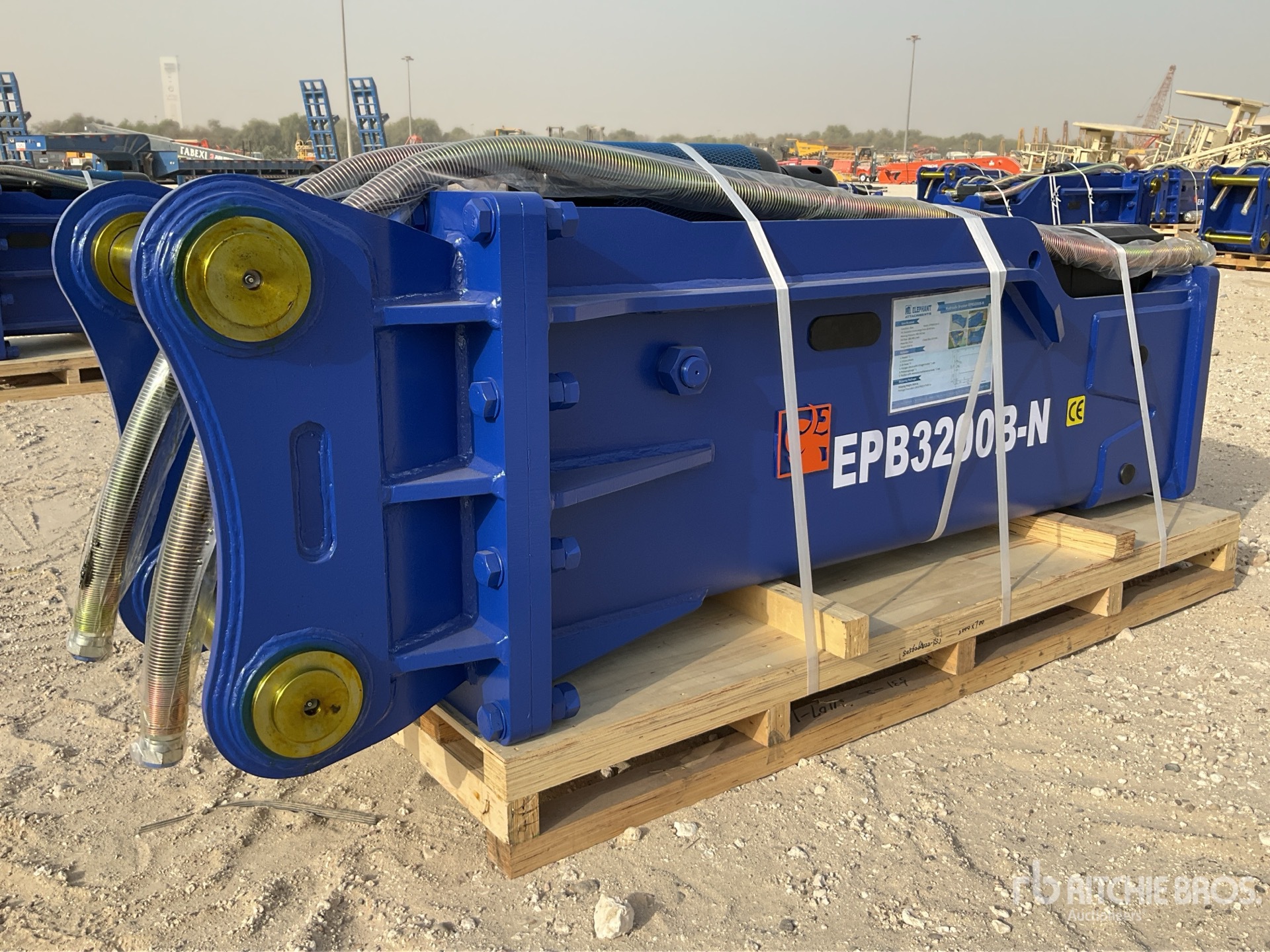 General Appearance with Imagen: esquina trasera derecha