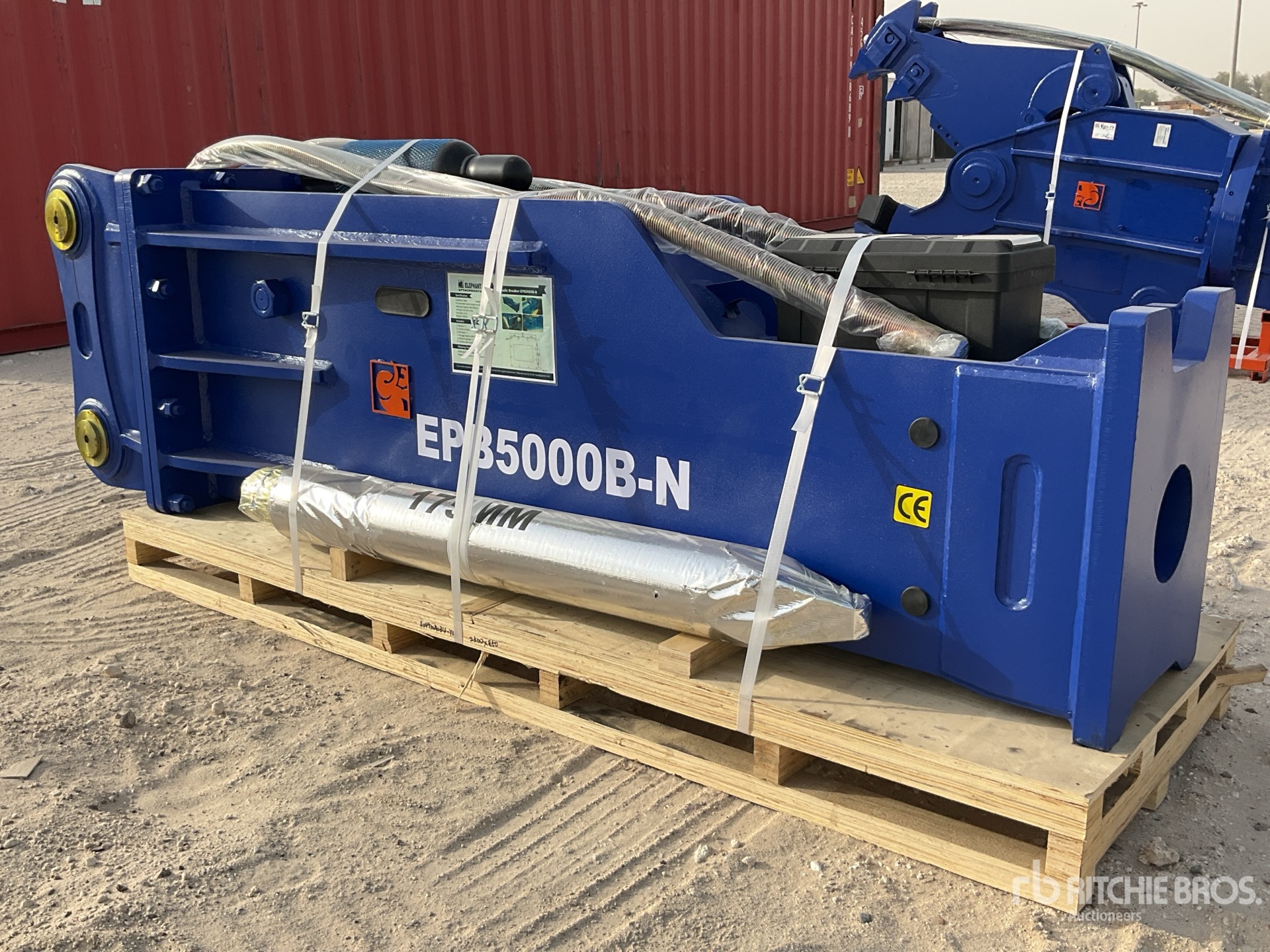 General Appearance with Bild, Ecke vorne rechts