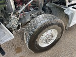 4 Underbody - Truck with 