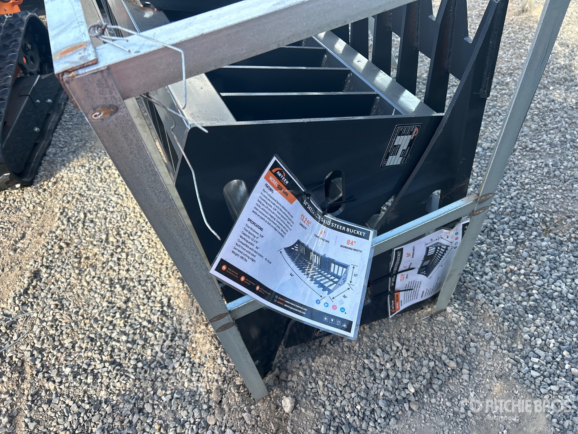 General Appearance with Picture, Left Rear Corner