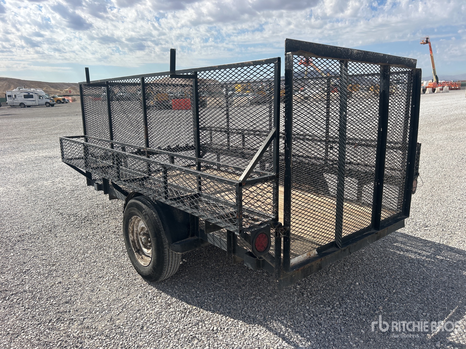 General Appearance with Picture, Left Rear Corner