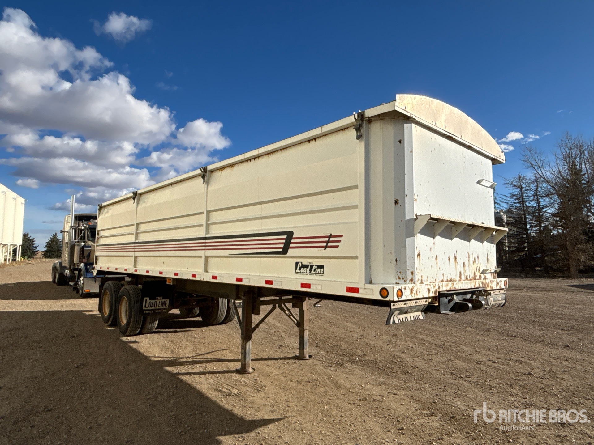 Aspect général with Image, coin avant droit