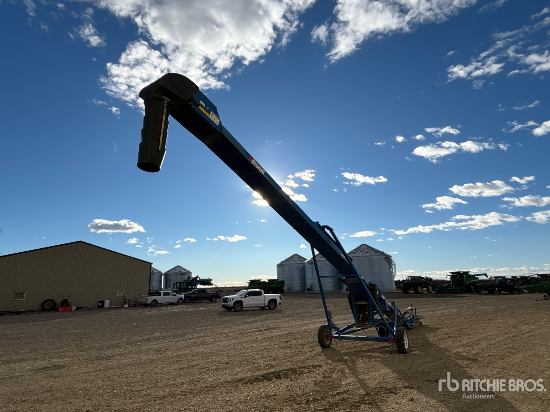 General Appearance with Foto, angolo anteriore sinistro