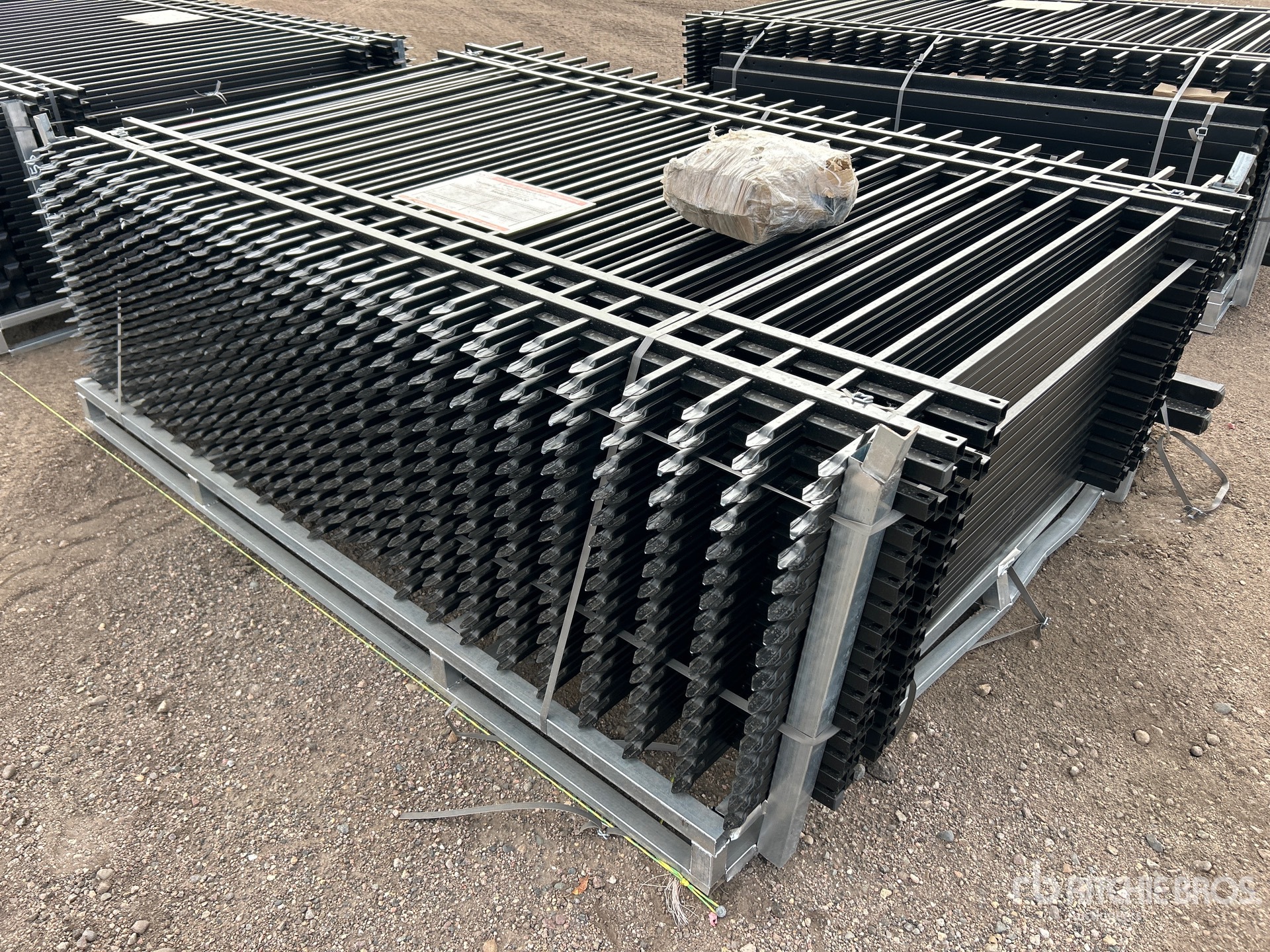 General Appearance with Image, coin avant gauche