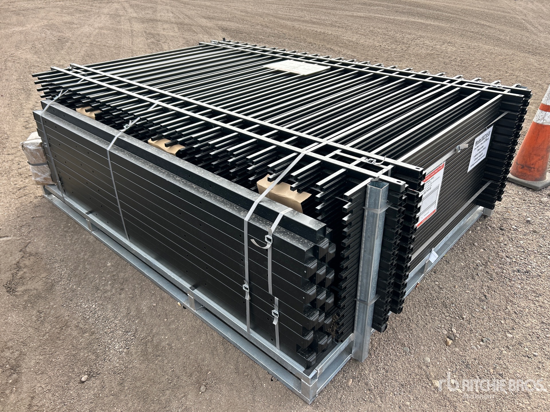 General Appearance with Image, coin avant gauche