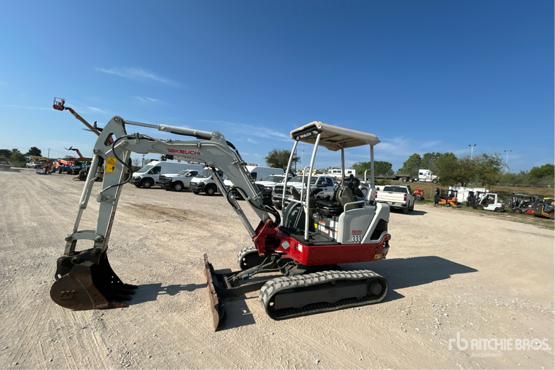General Appearance with Picture, Left Front Corner