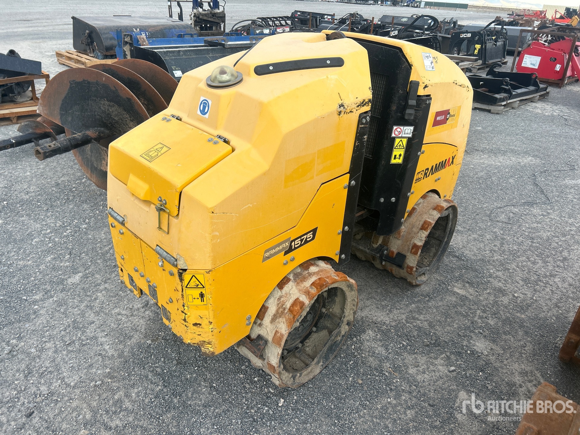 General Appearance with Picture, Right Rear Corner