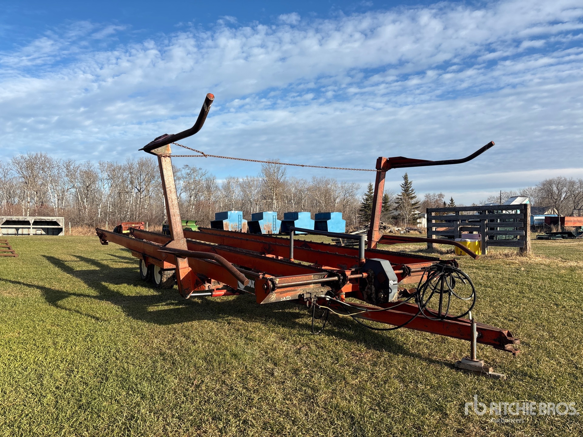 Aspect général with Image, coin avant droit