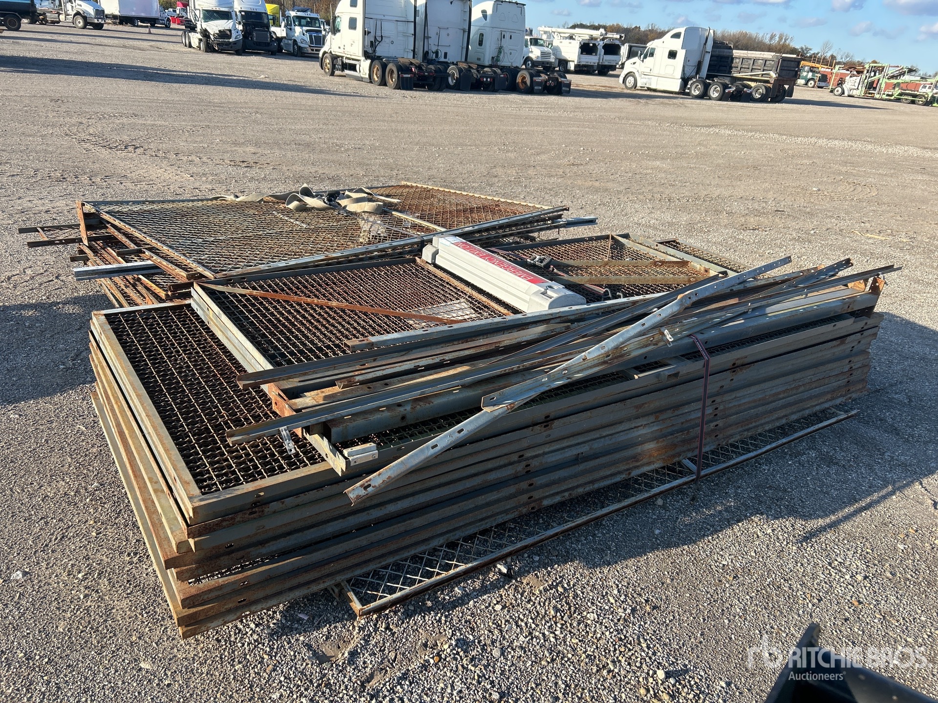 General Appearance with Image, coin avant gauche